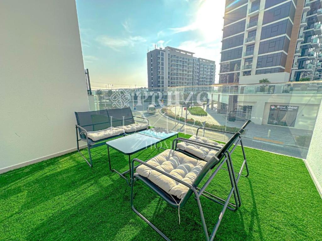 Spacious 2-Bedroom Apartment In Azizi Riviera-Dubai Apartment *