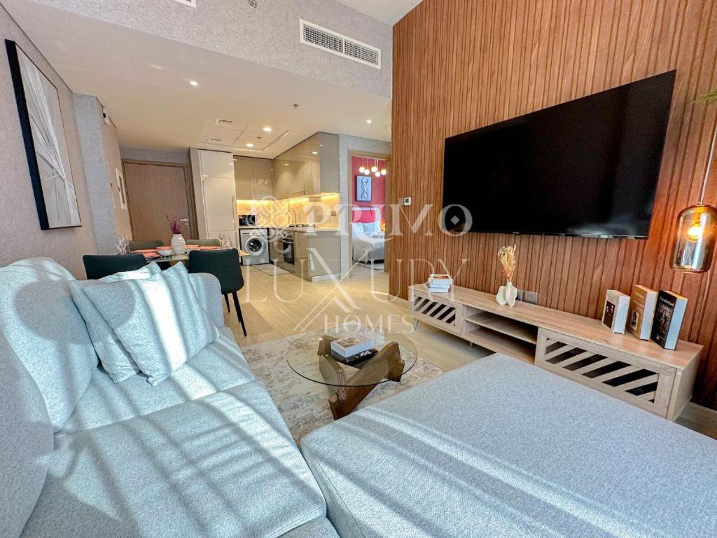 Spacious 2-Bedroom Apartment In Azizi Riviera-Dubai * Dubai