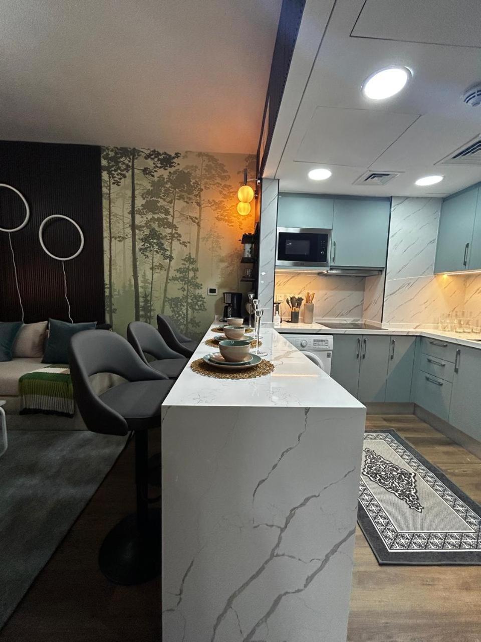 Movenpick - Laguna Tower -the Firefly Dubai
