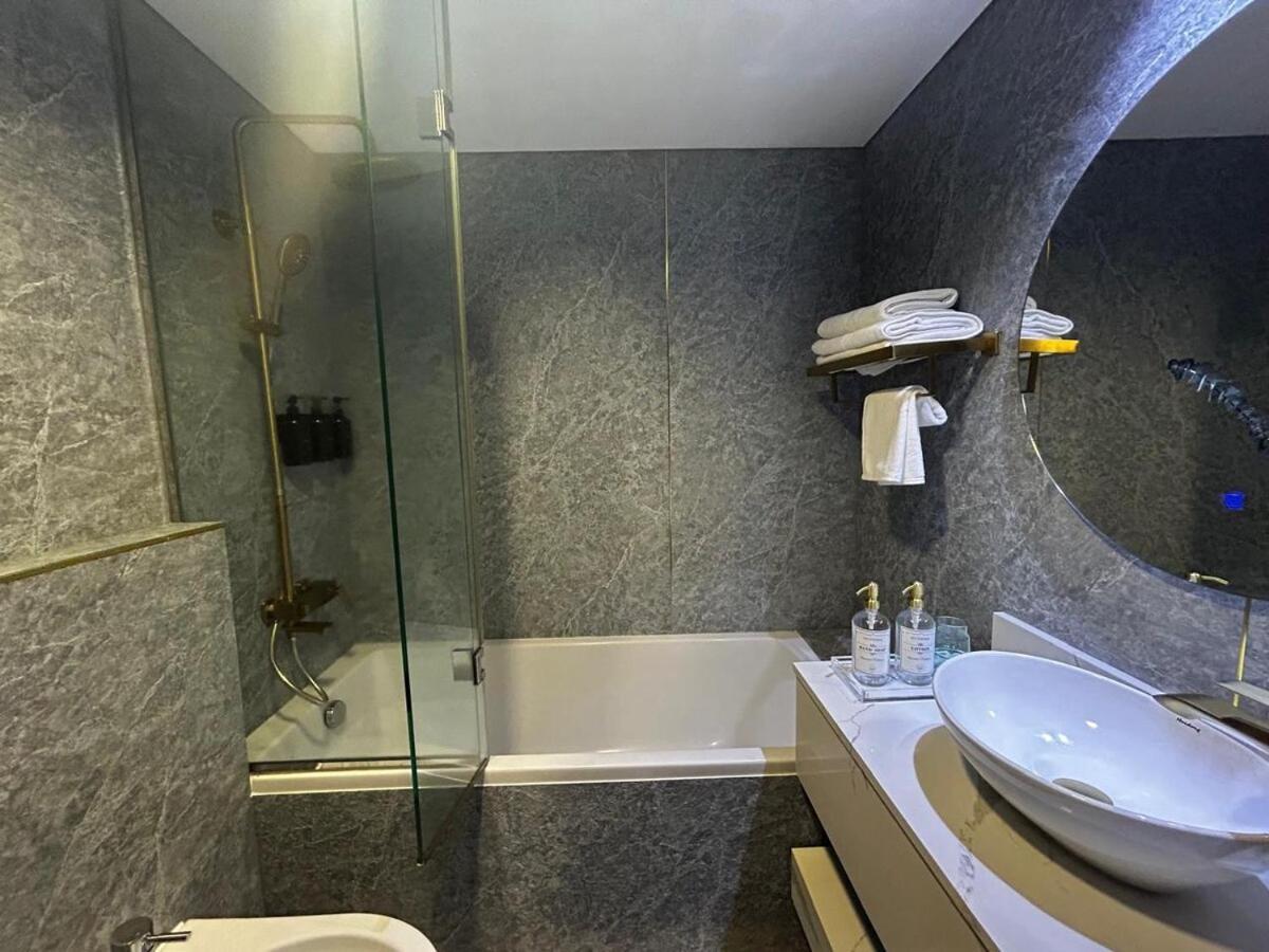 Apartment Movenpick - Laguna Tower -the Firefly