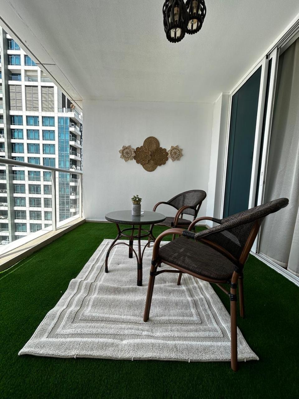 Movenpick - Laguna Tower -the Firefly Apartment Dubai