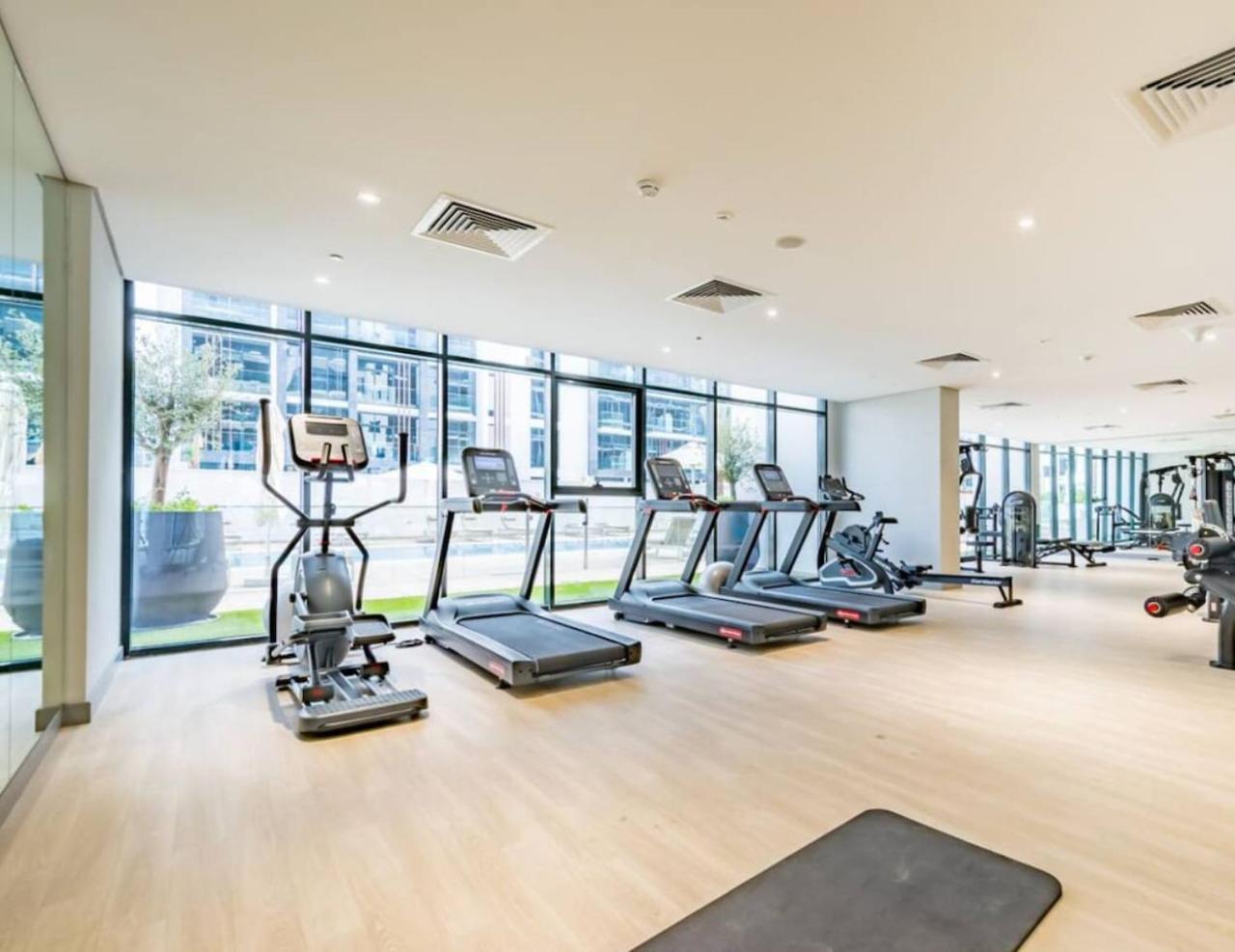 Egate - - 6th Floor With Pool View - - 17-626 *