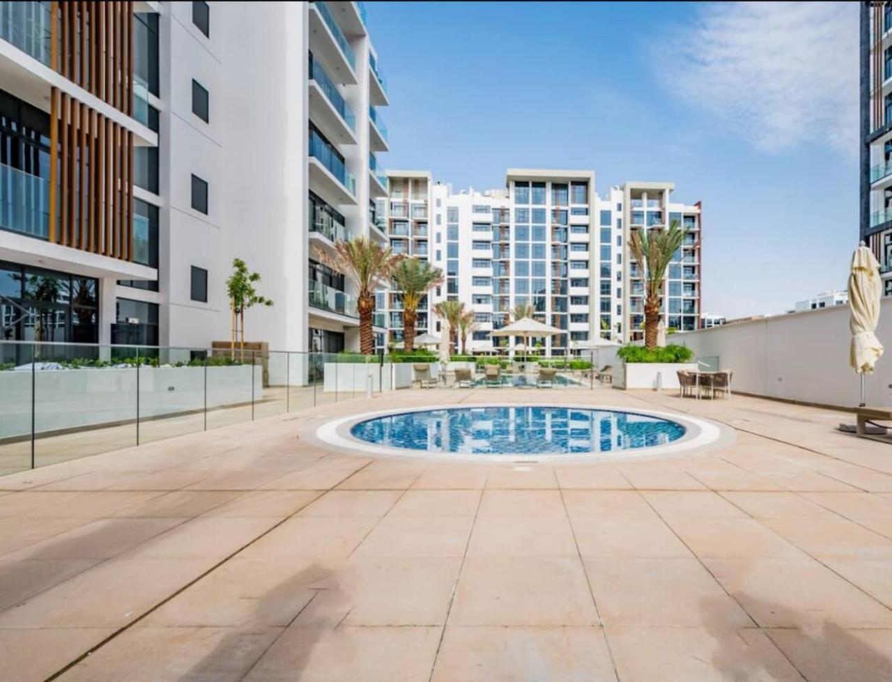 Egate - - 6th Floor With Pool View - - 17-626 Apartment Dubai