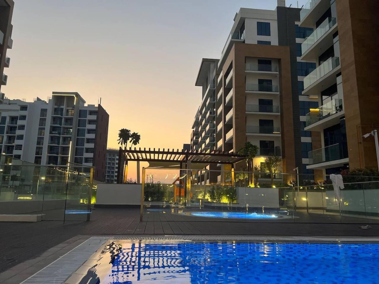 Egate - - 6th Floor With Pool View - - 17-626 Apartment Dubai