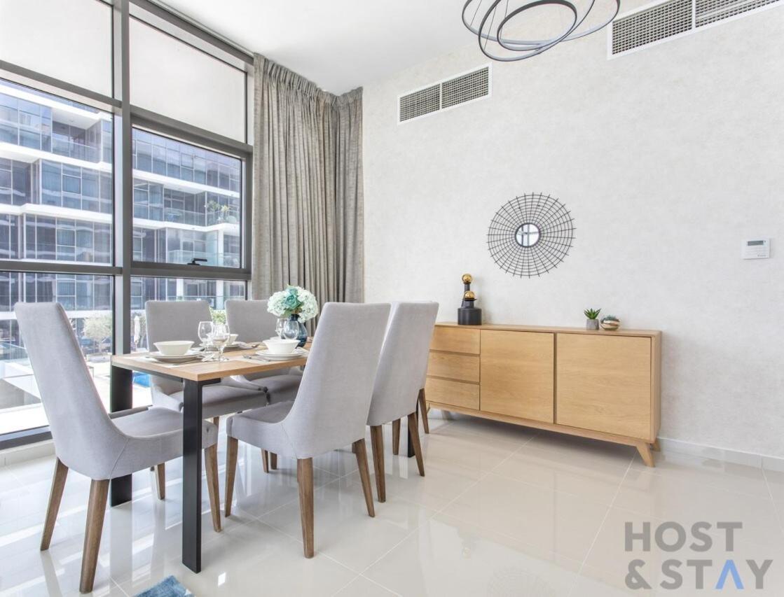 Boutique 2br At Damac Hills, - Host & * Dubai