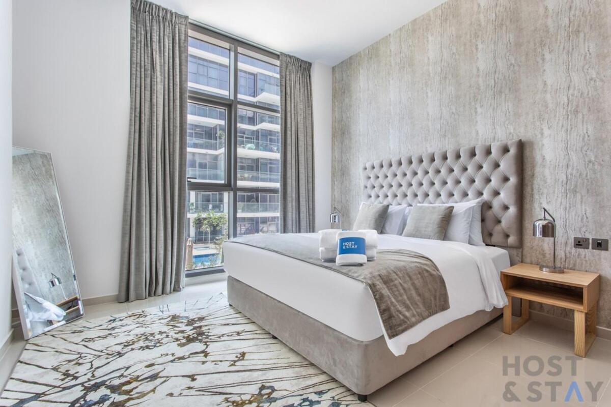 Boutique 2br At Damac Hills, - Host & * Dubai