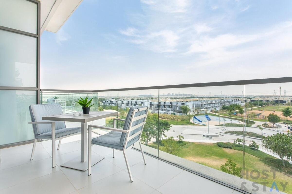 Boutique 2br At Damac Hills, - Host & * Dubai