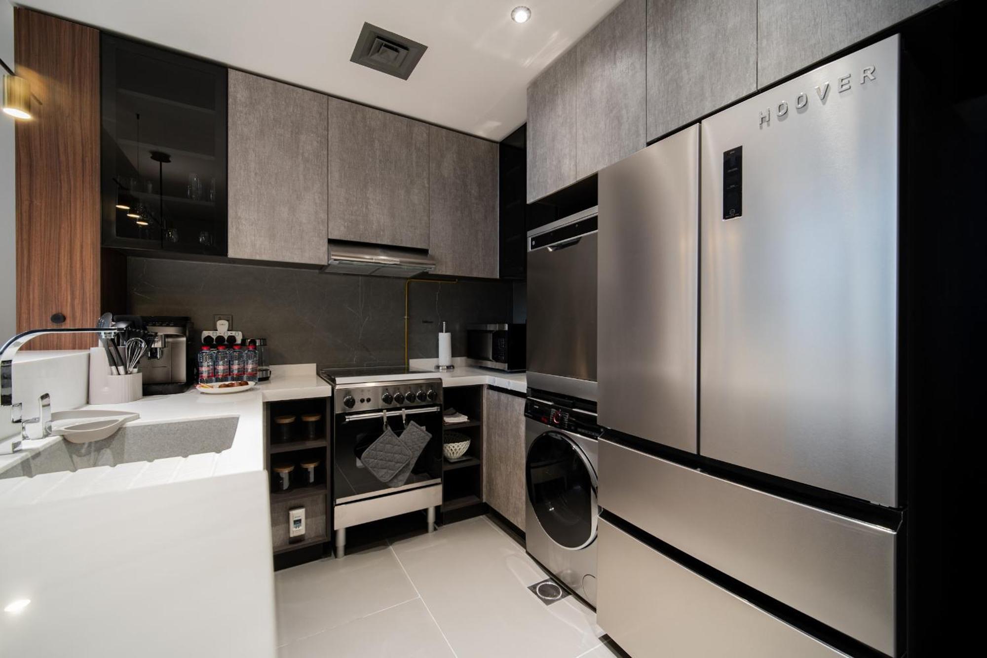 Views On 29fl - Jlt 1br Near Metro & Free Baby Gear Dubai