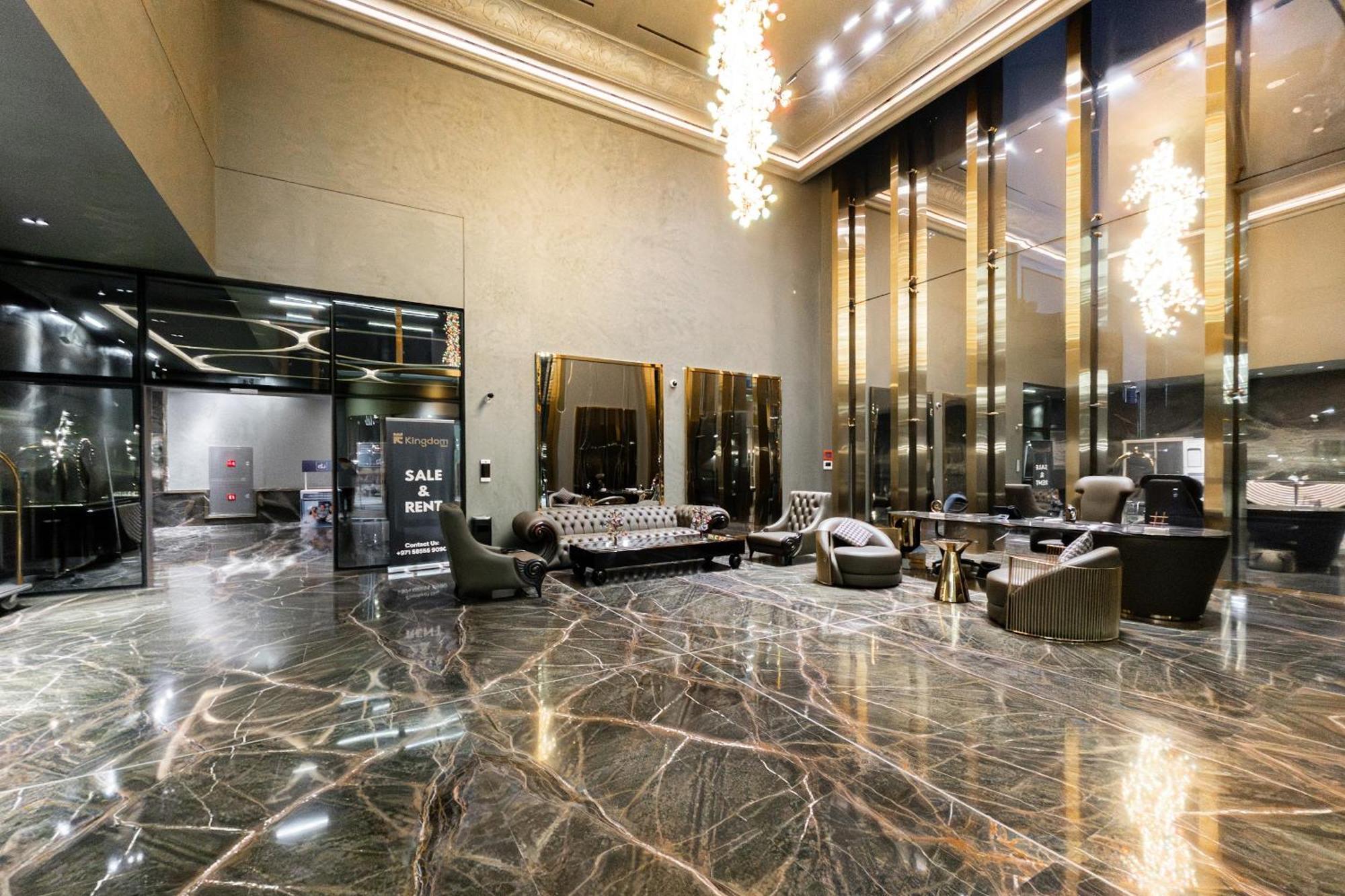 Views On 29fl - Jlt 1br Near Metro & Free Baby Gear Dubai