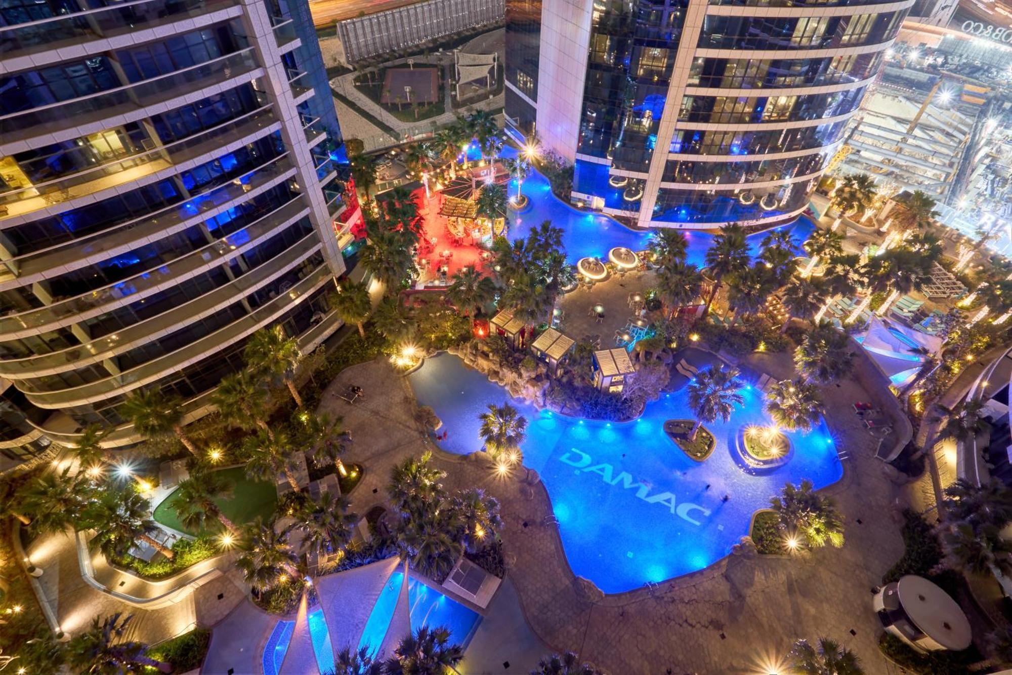 Apartment Spacious 2 Bedroom In Damac Towers By Paramount With Pool Gym Free Parking Sleeps 4 By Stayfinity *