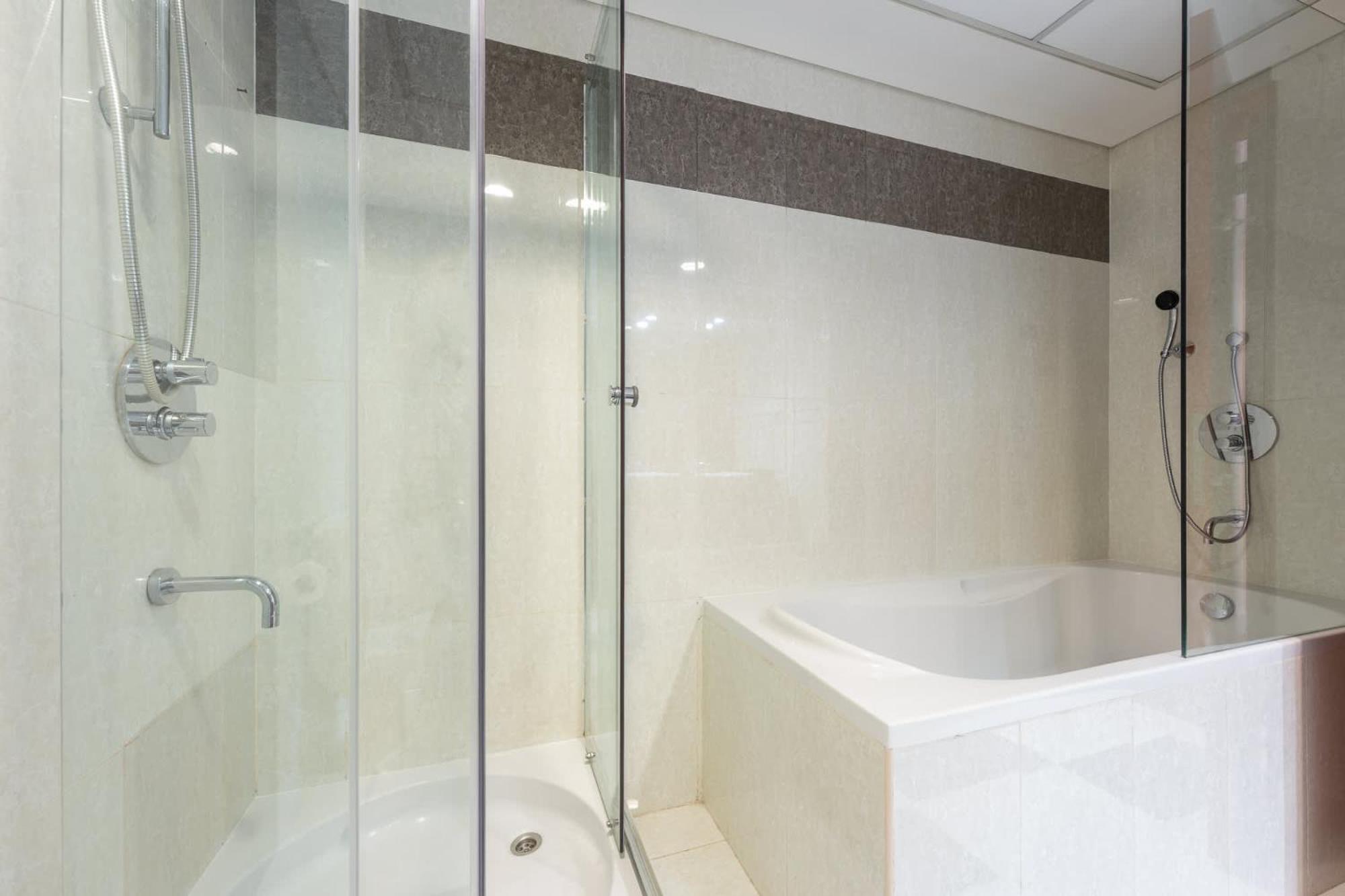 Well-furnished 3 Bedroom In Park Towers Difc Dubai
