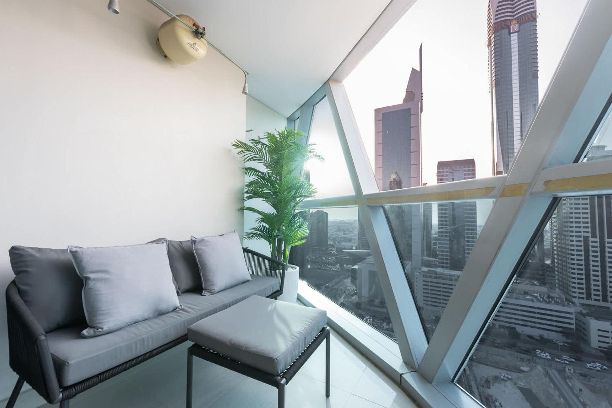 Well-furnished 3 Bedroom In Park Towers Difc Apartment Dubai