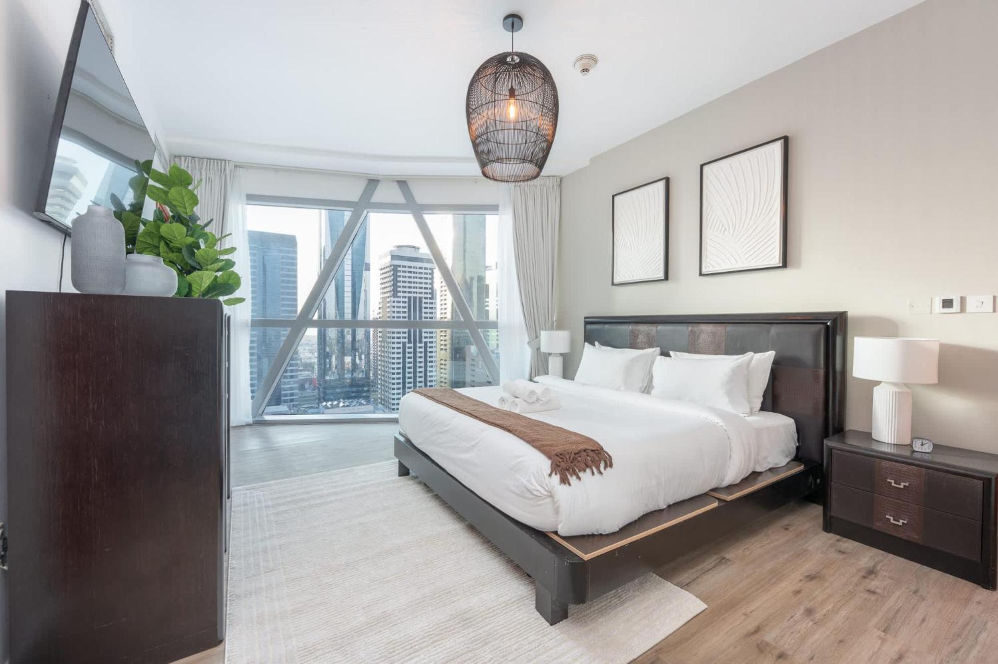 Well-furnished 3 Bedroom In Park Towers Difc * Dubai