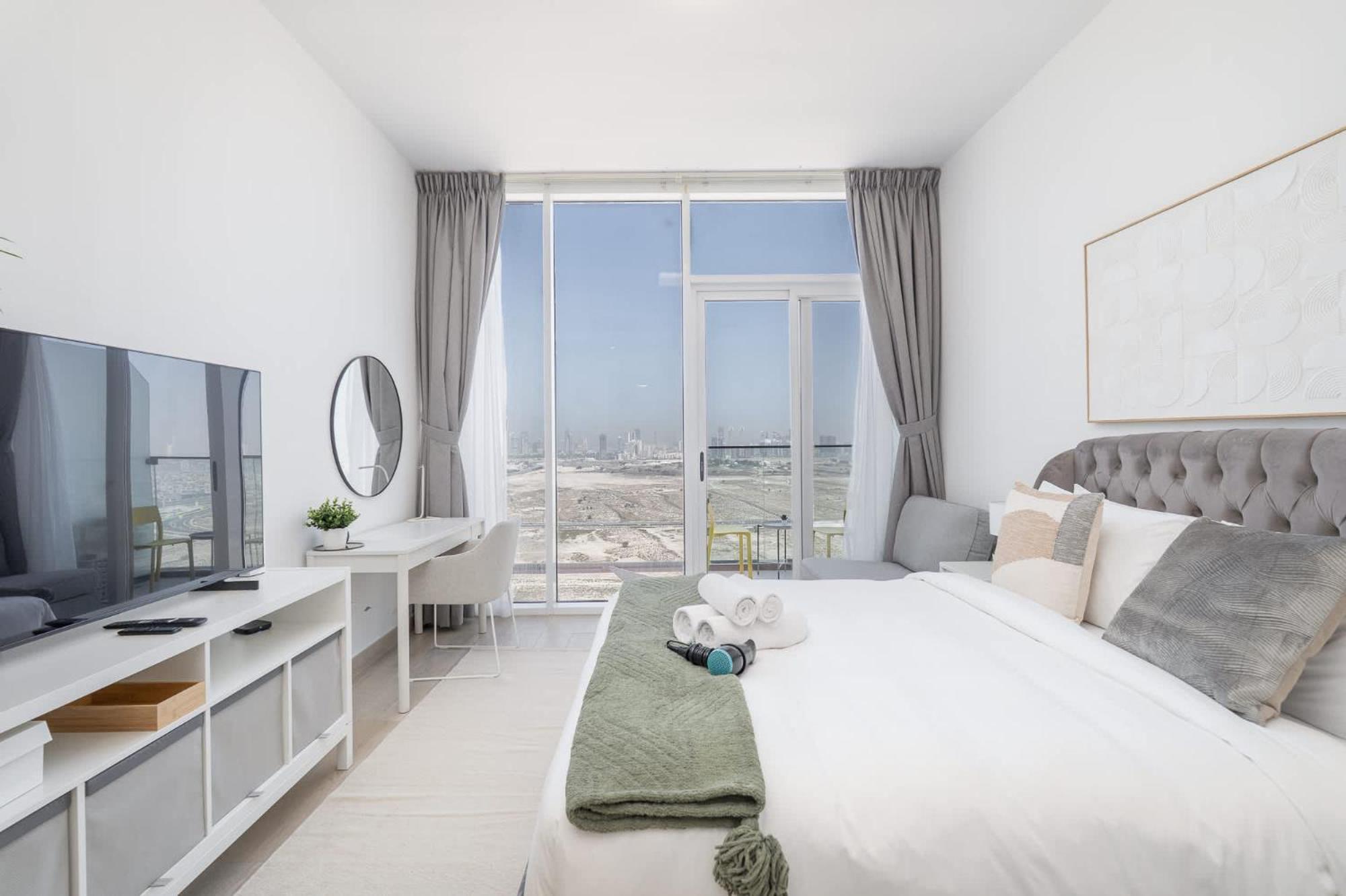 Apartment Majestic In Bloom Tower C Perfect For 2 Dubai