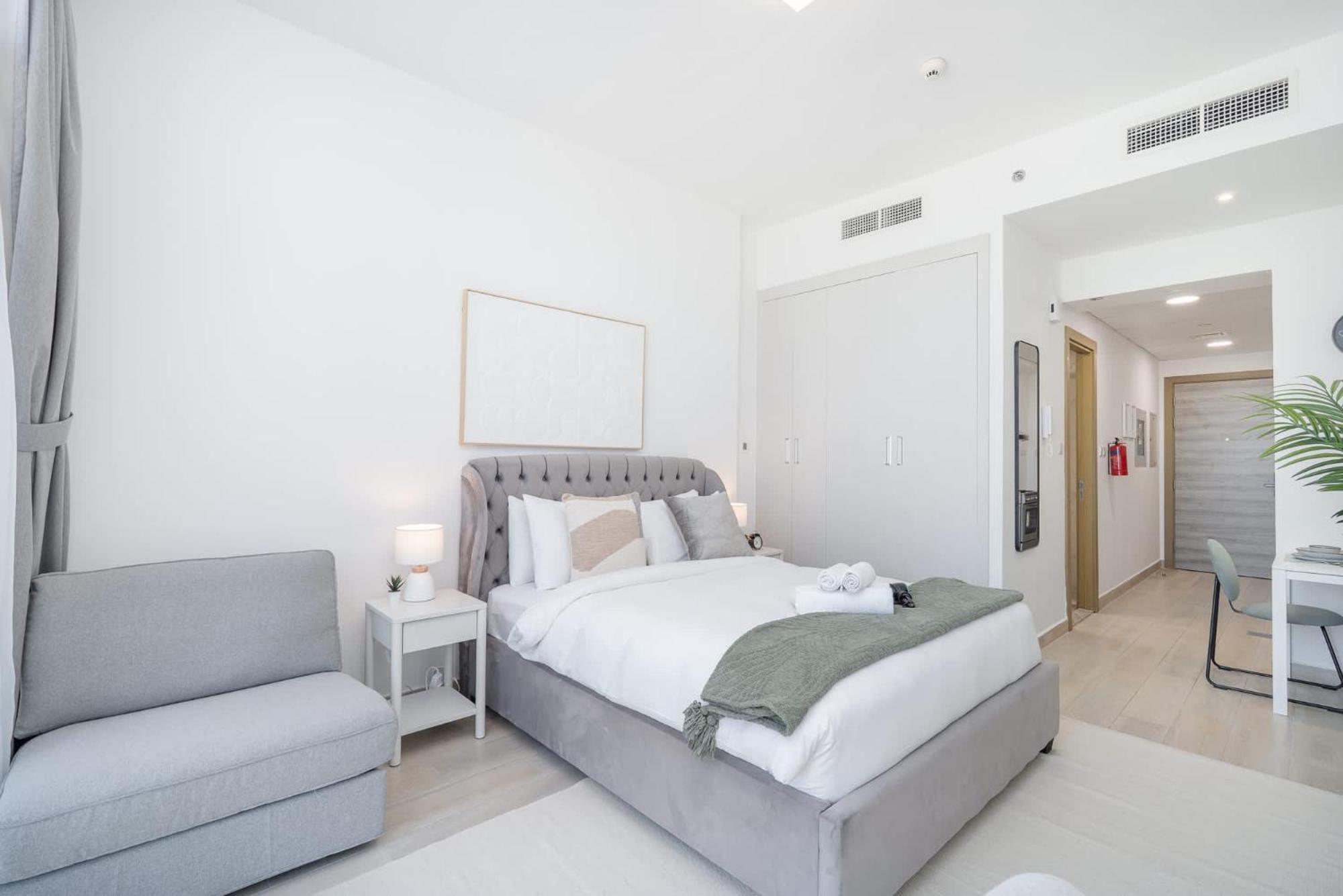 Majestic In Bloom Tower C Perfect For 2 Dubai