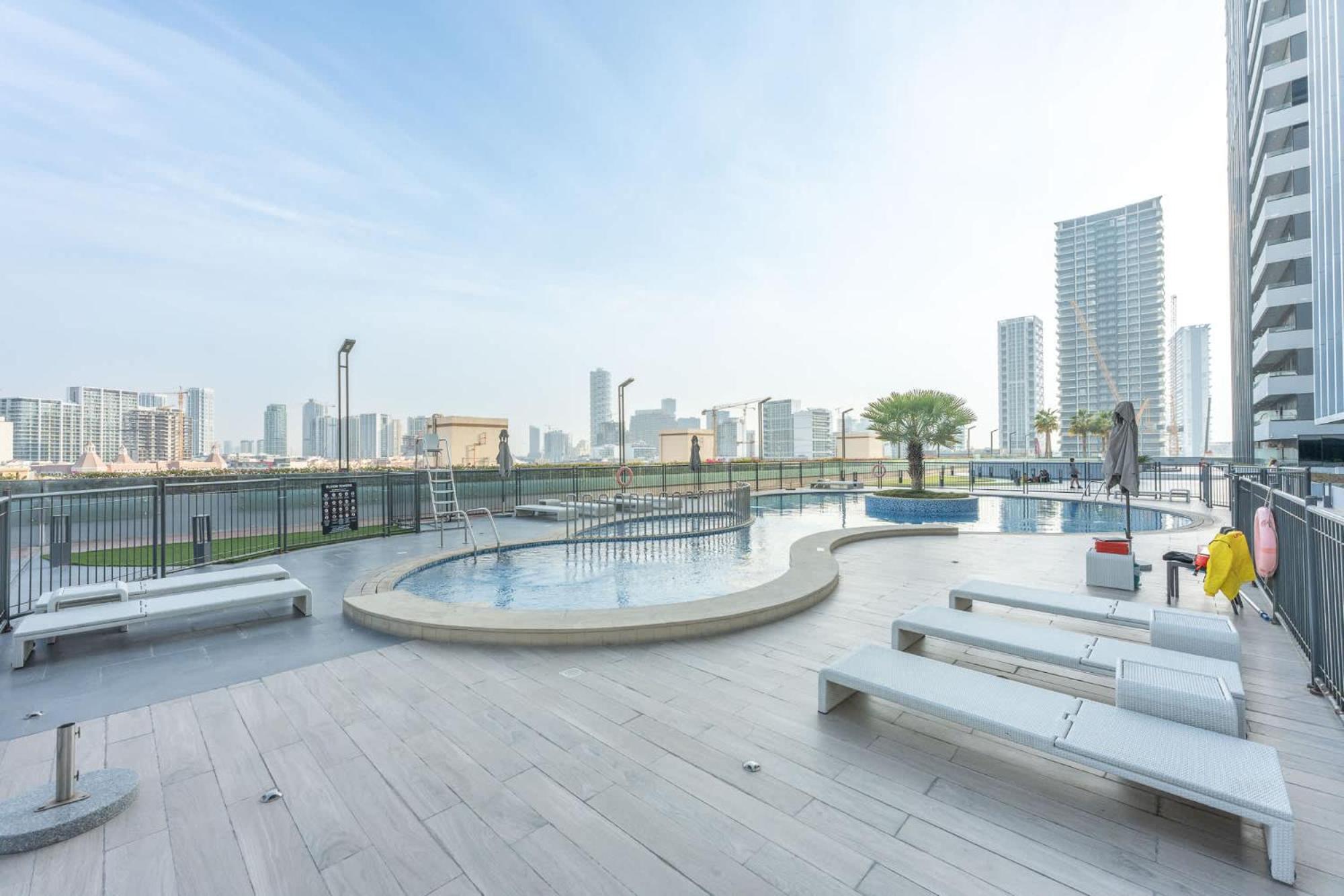 Majestic In Bloom Tower C Perfect For 2 * Dubai