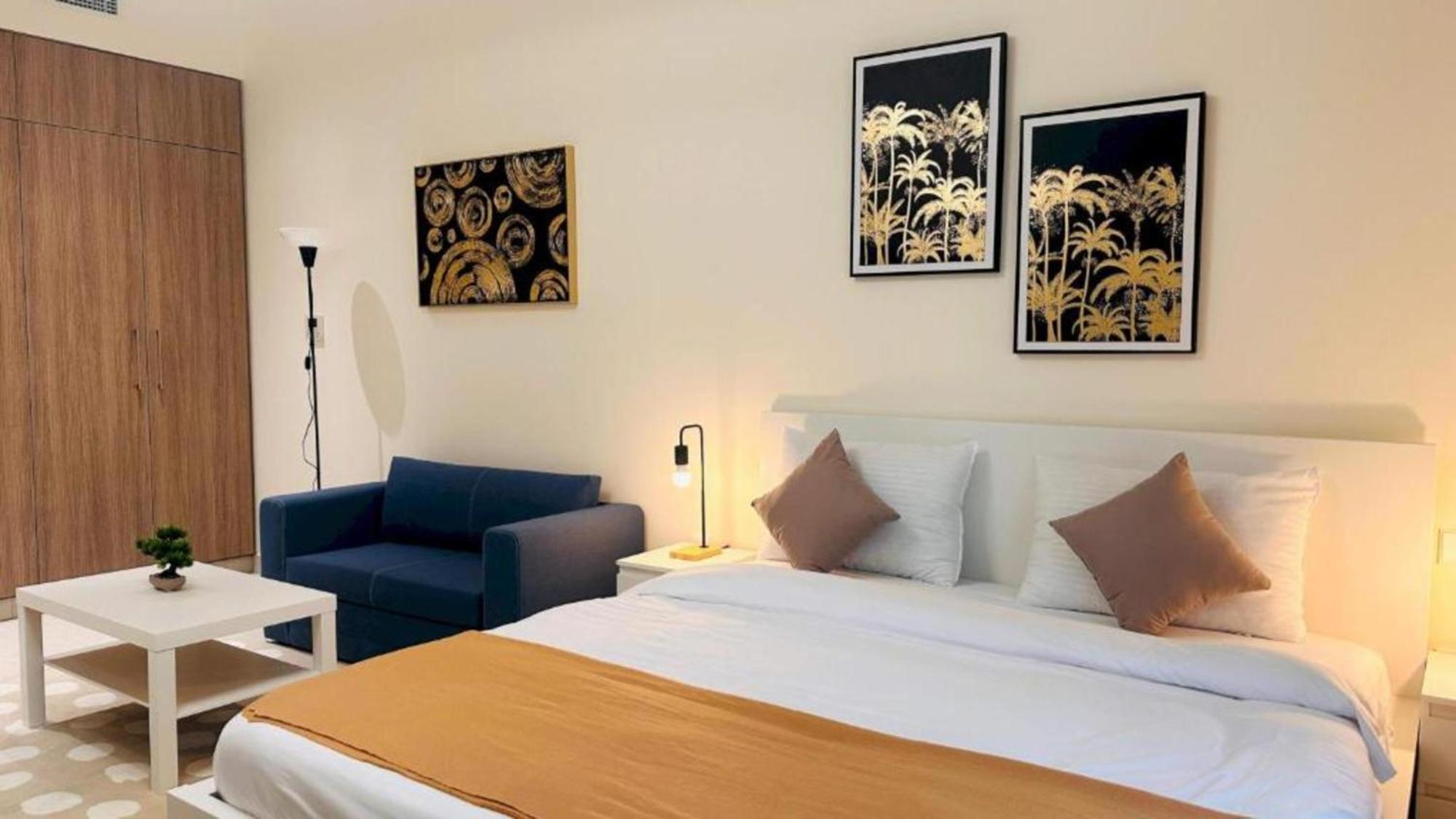 Hotel Dancenter Retreat Sheikh Zayed Road 4*