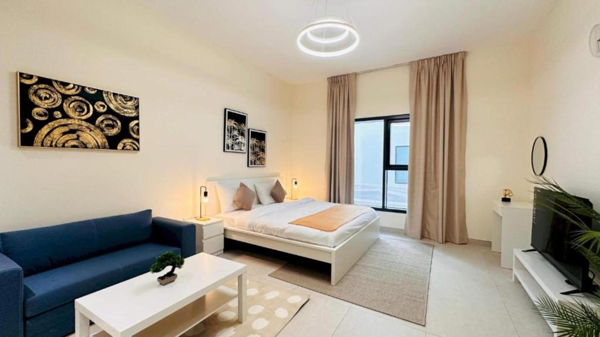 Dancenter Retreat Sheikh Zayed Road Hotel 4*