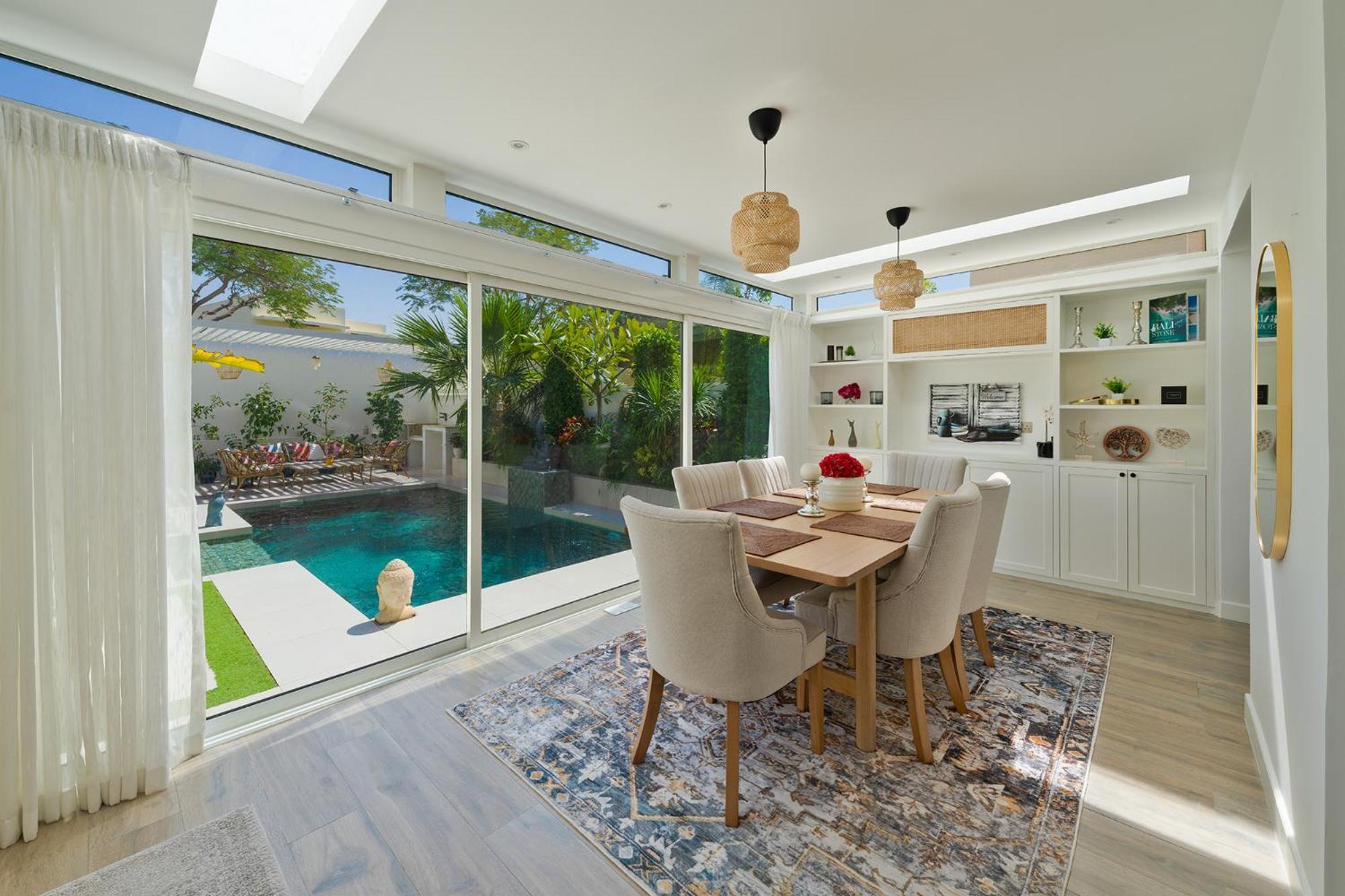 Villa Luxury Escapes - Luxury Short-term 2bhk Maids Dubai