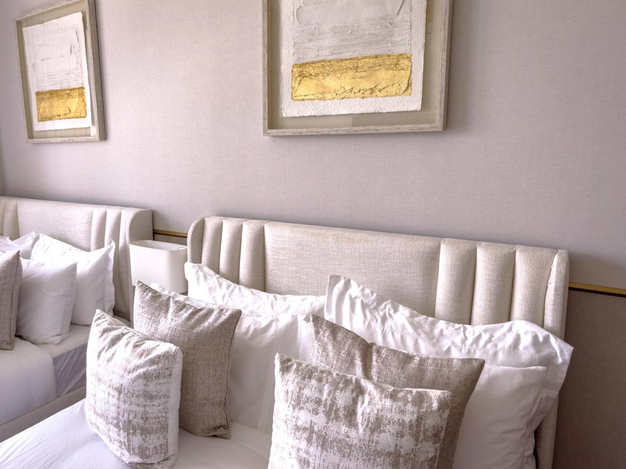 Grande Residences With Burj Khalifa View From 14th Floor For 8-guests *
