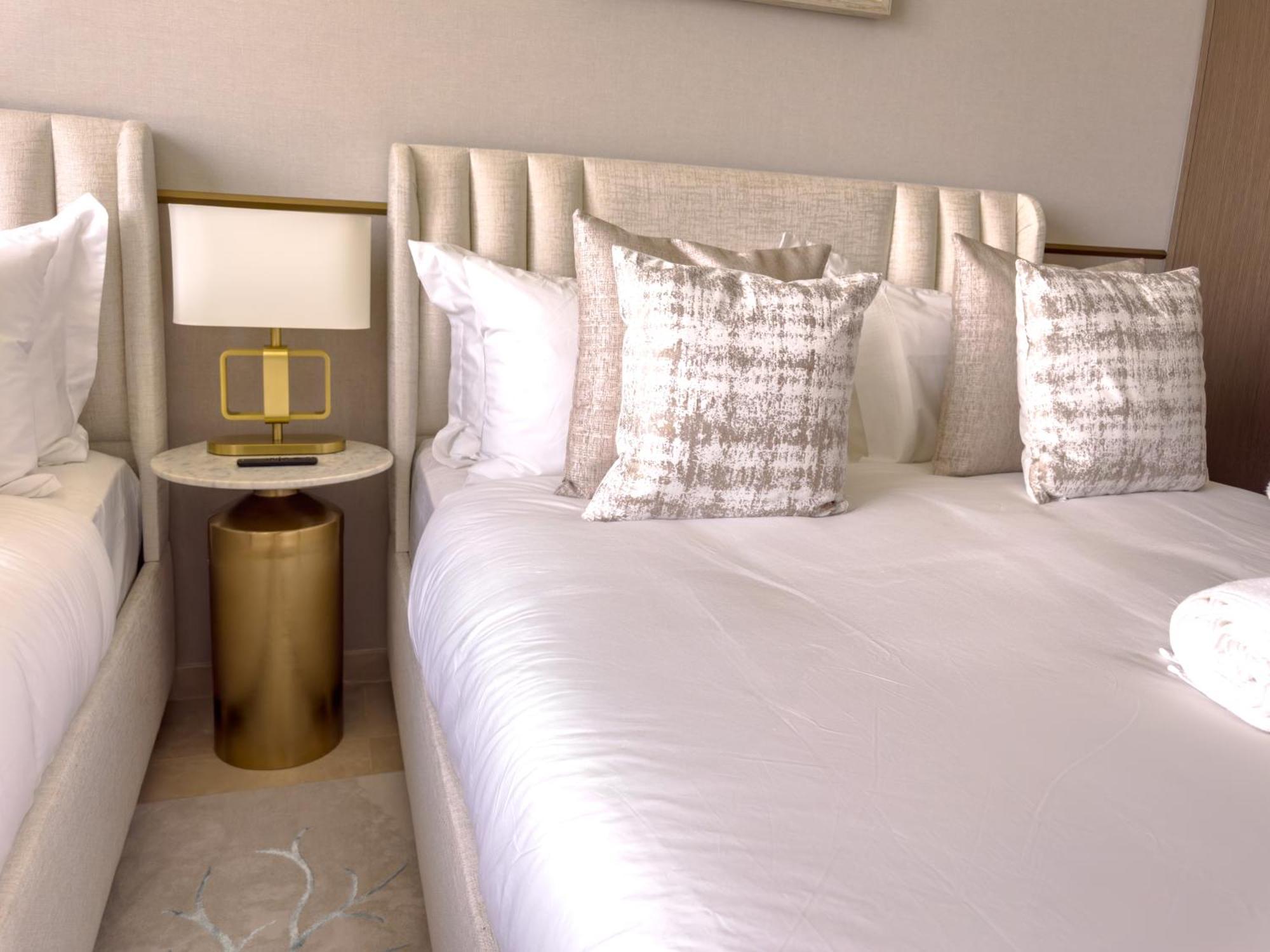 Grande Residences With Burj Khalifa View From 14th Floor For 8-guests