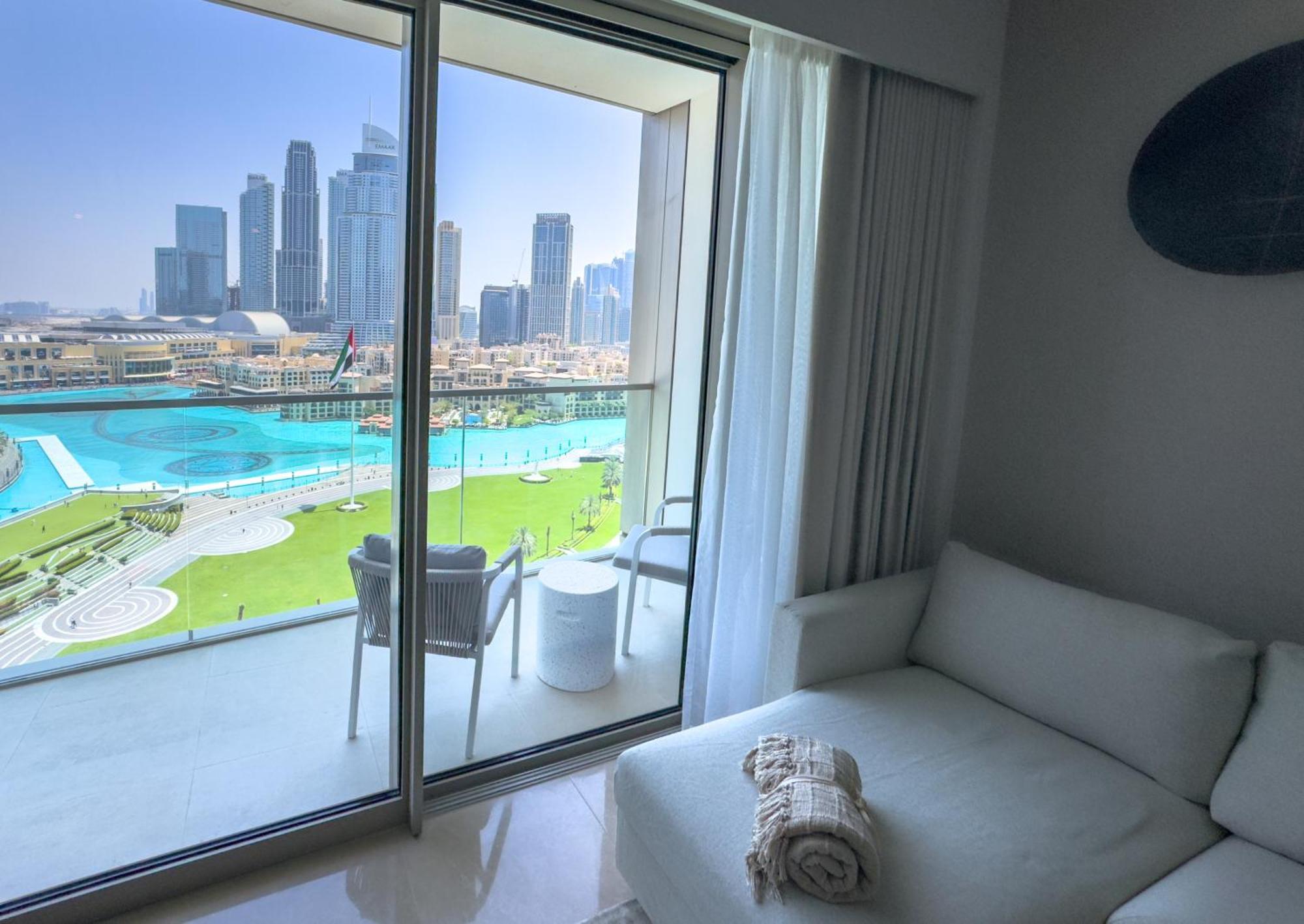 Apartment Grande Residences With Burj Khalifa View From 14th Floor For 8-guests *