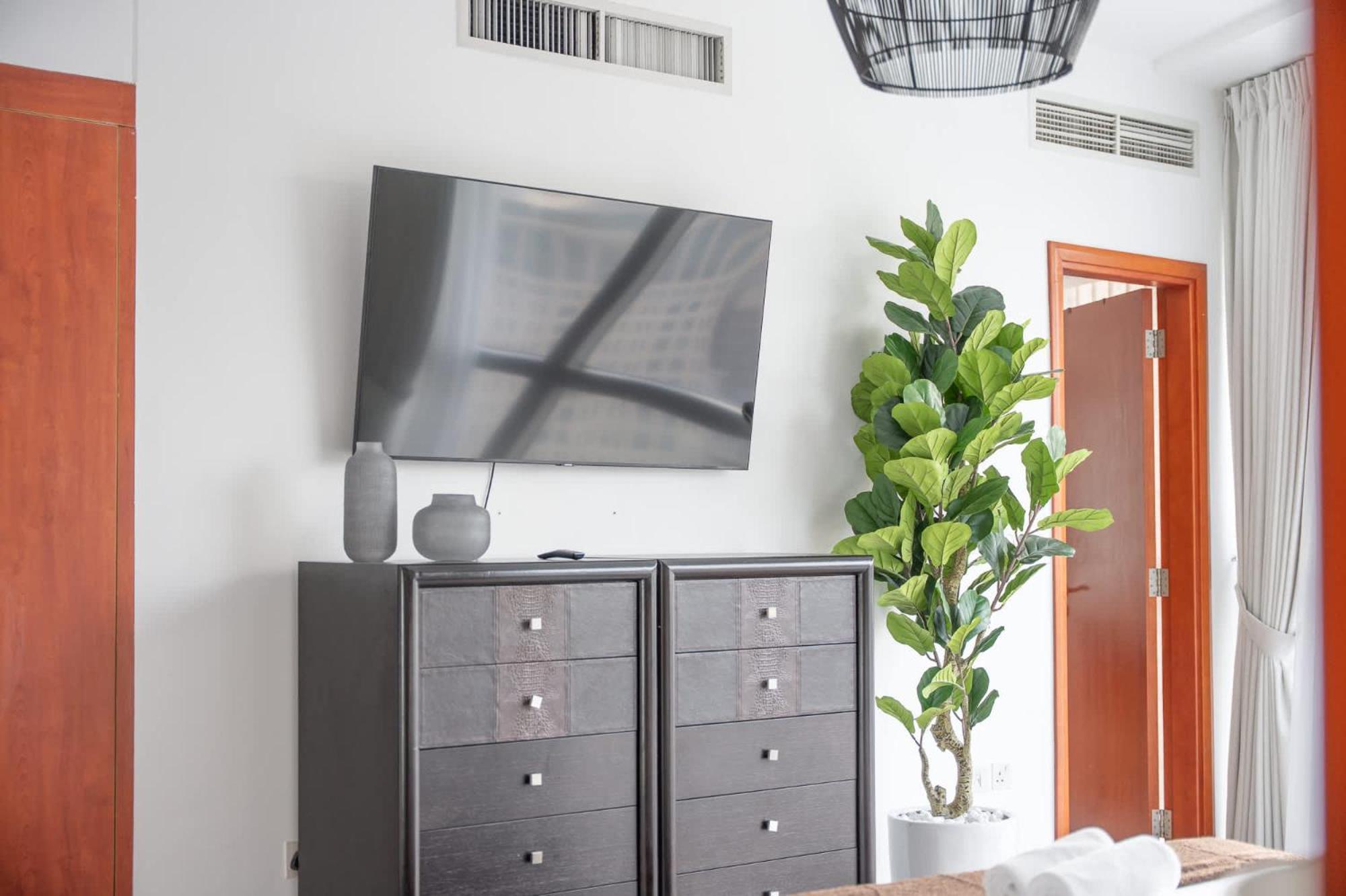 Apartment Well-furnished 3 Bedroom In Park Towers Difc Dubai
