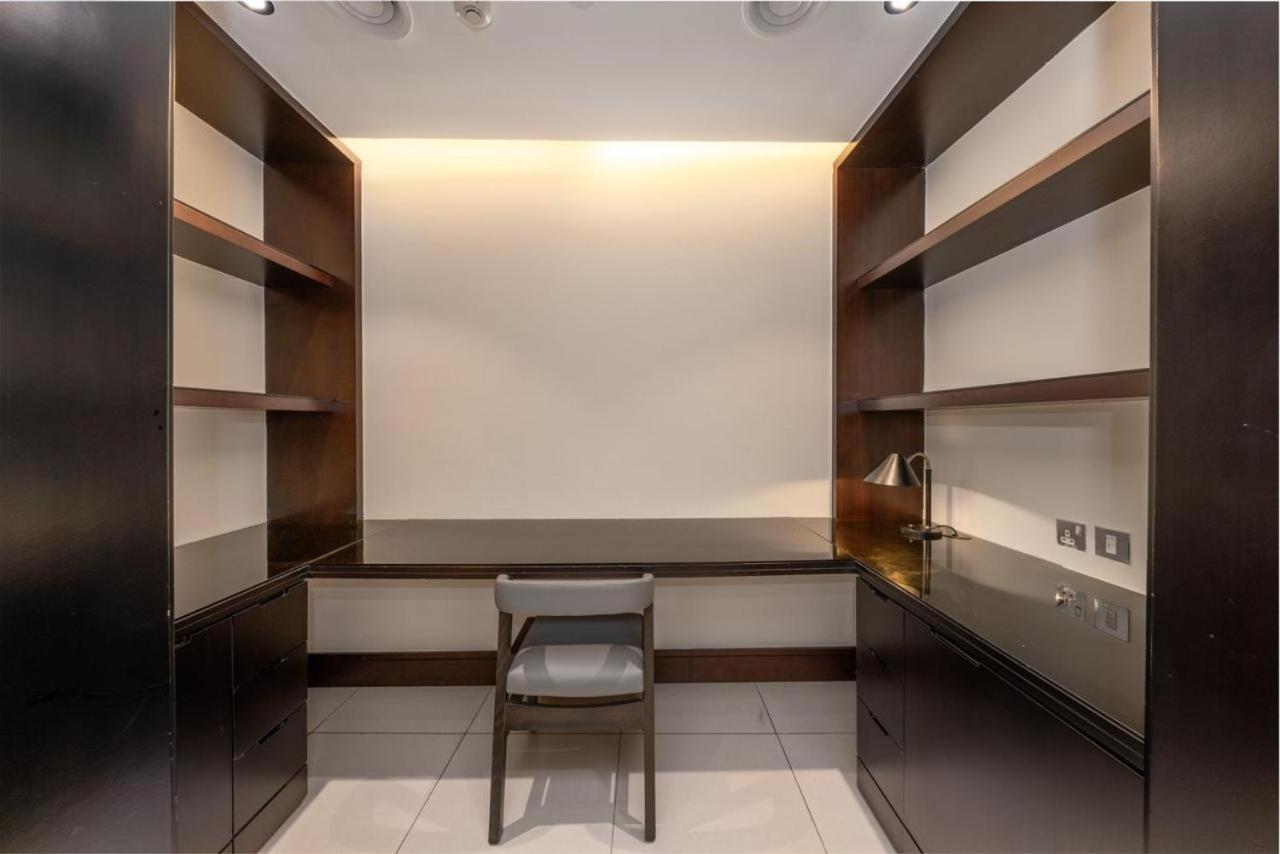 Opulent One Bedroom With Iconic Burj Khalifa View - Address Downtown * Dubai