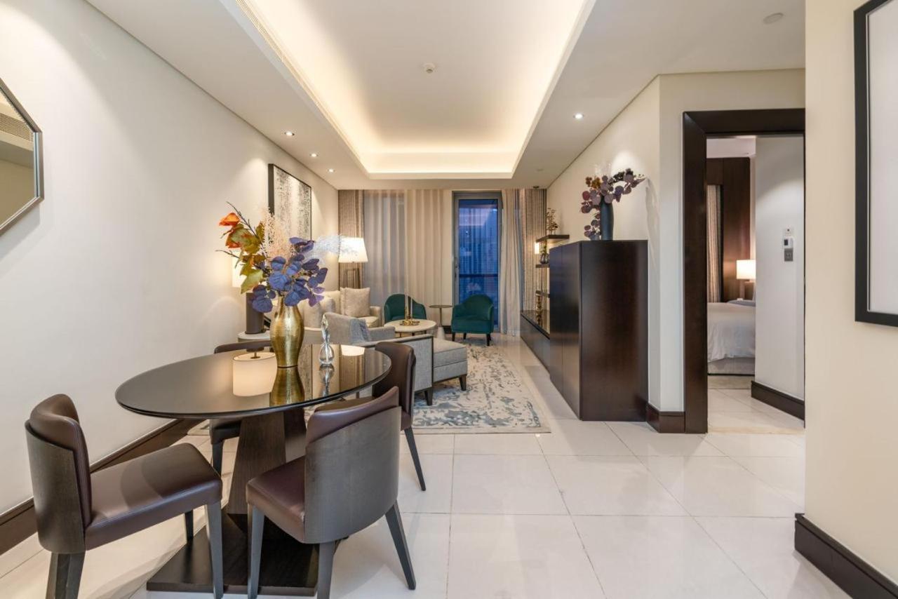 Opulent One Bedroom With Iconic Burj Khalifa View - Address Downtown Apartment *