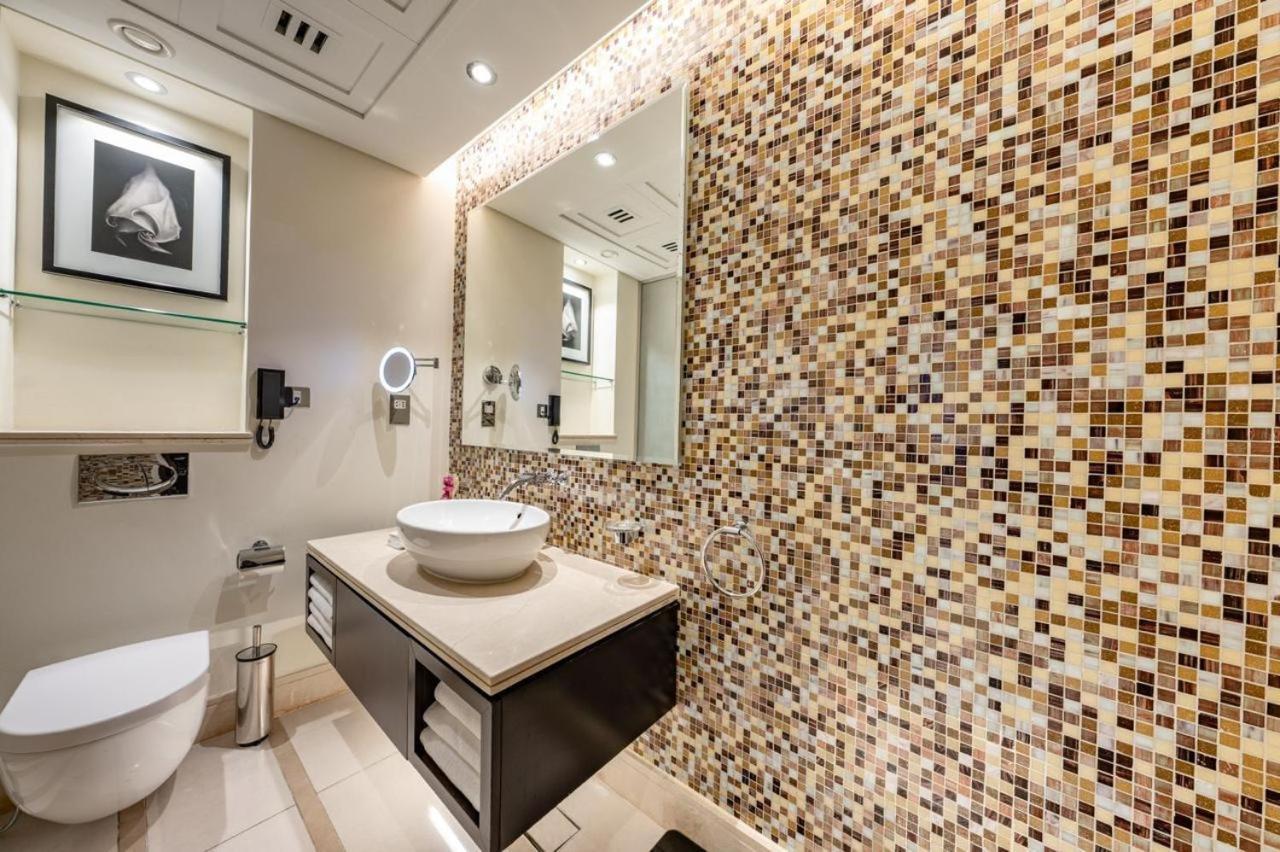 Opulent One Bedroom With Iconic Burj Khalifa View - Address Downtown