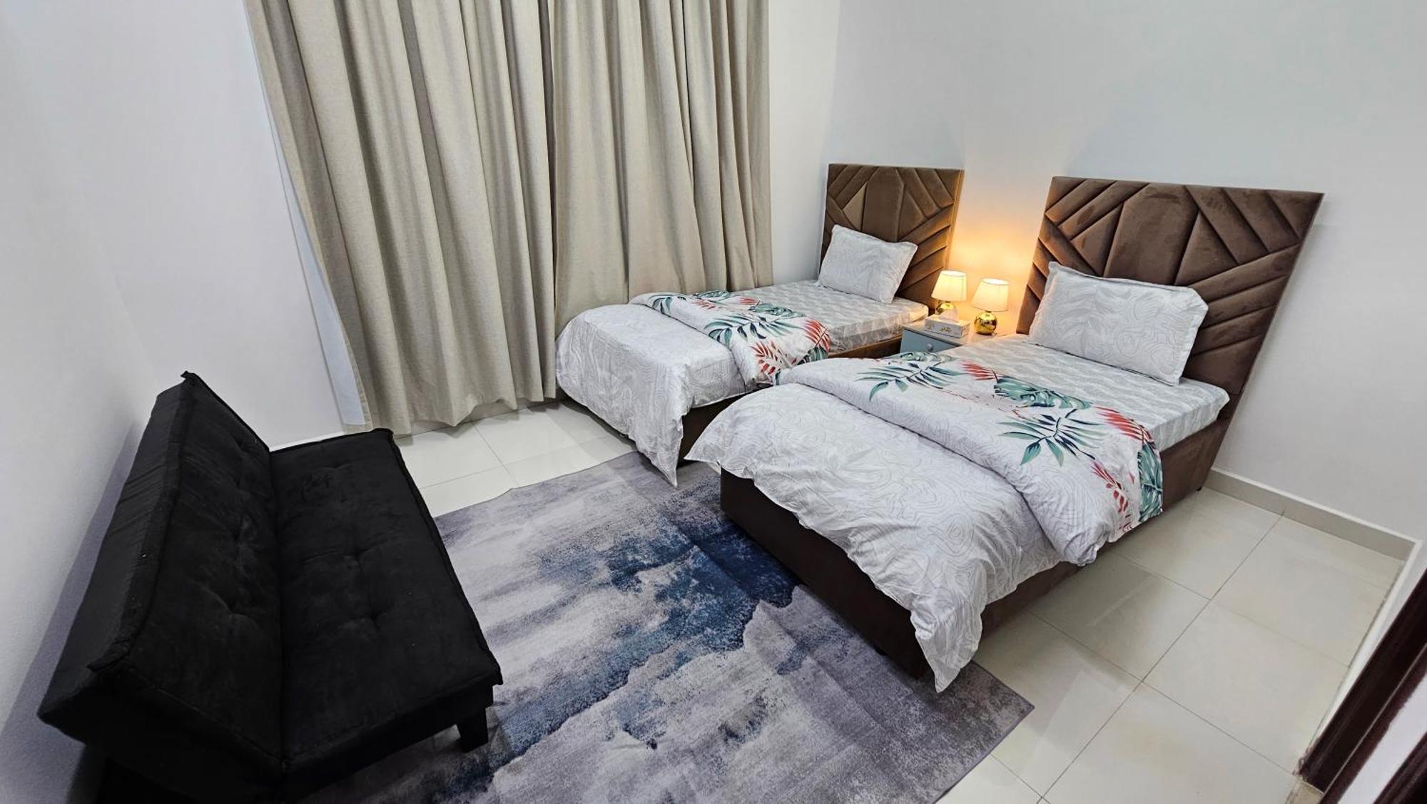 Fabulous Near Airport
