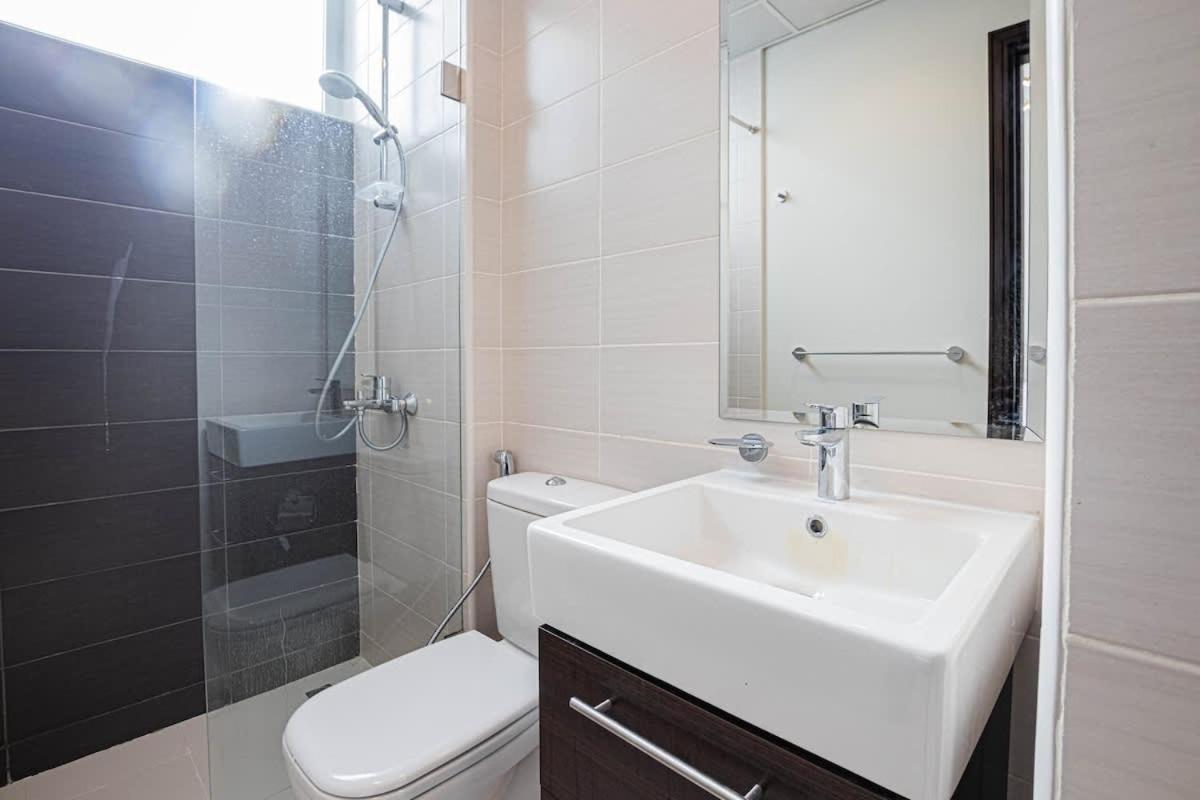 Exclusive Fully Furnished * Dubai