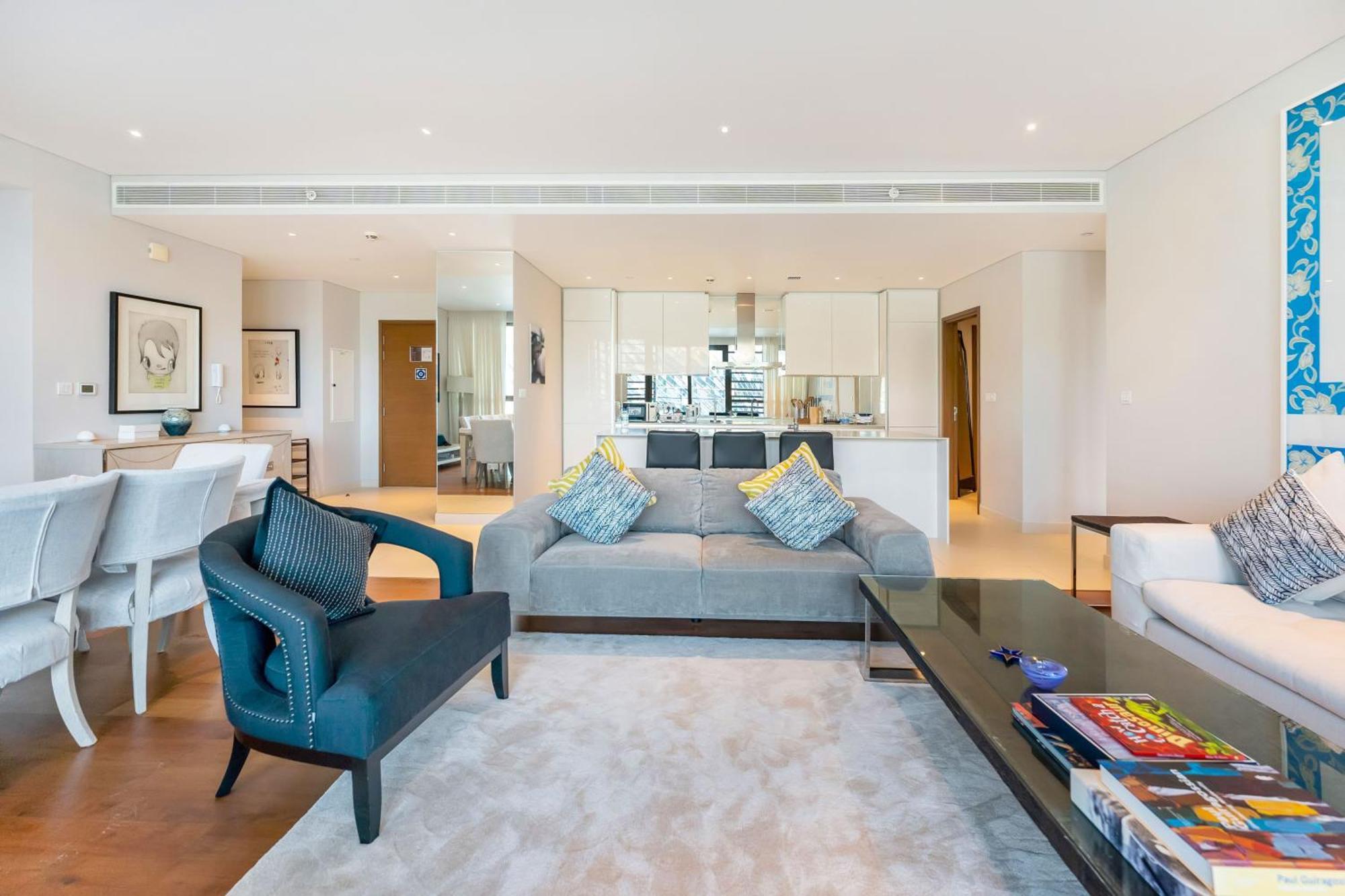 Apartment Fam Living - Walk - Opulent Living *