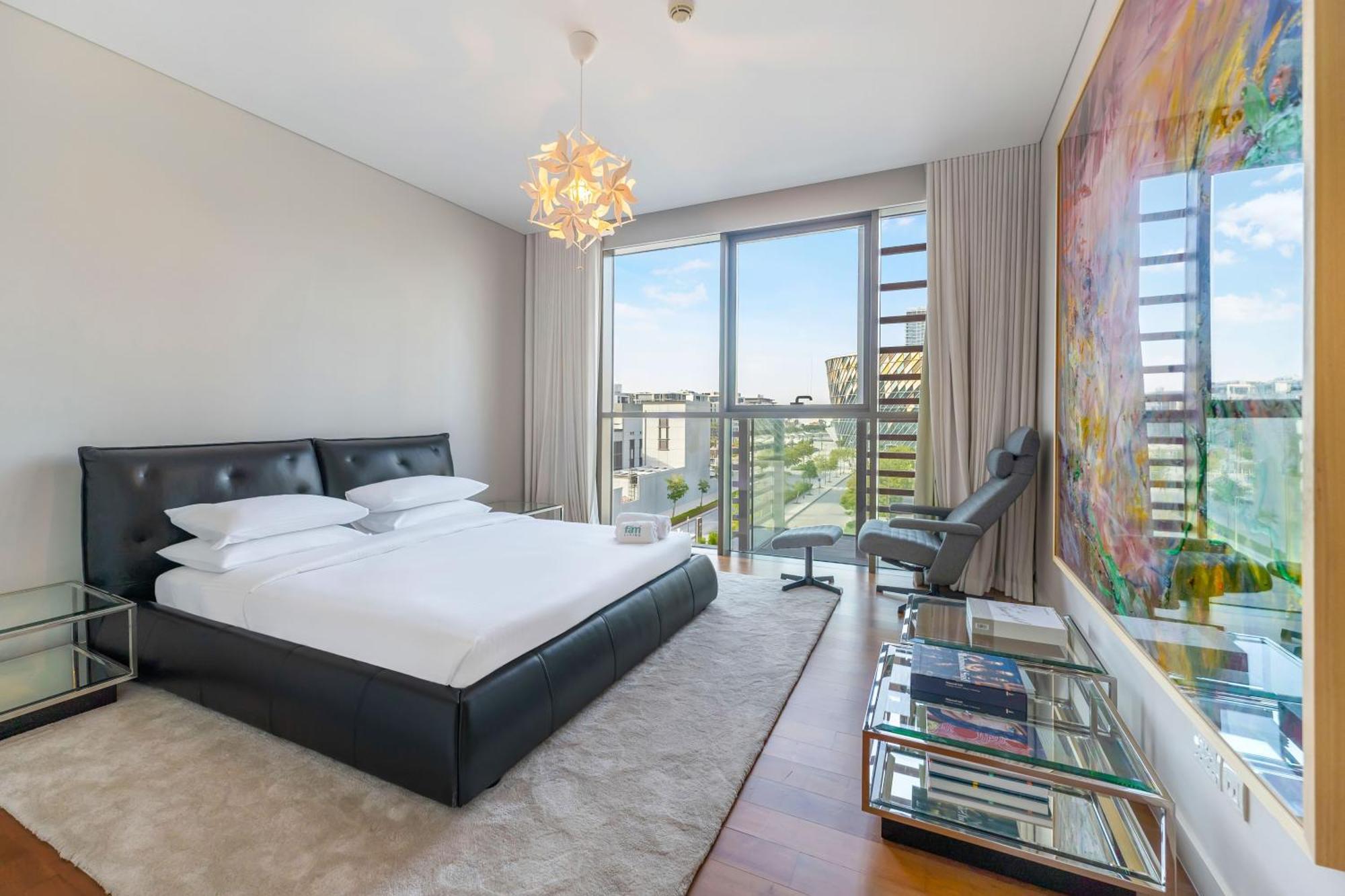 Fam Living - Walk - Opulent Living Dubai
