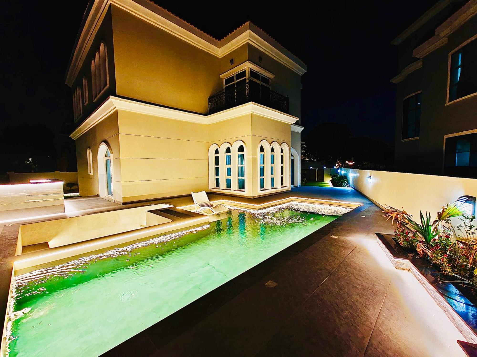 369 Stays- 5 Bedroom With Private Pool
