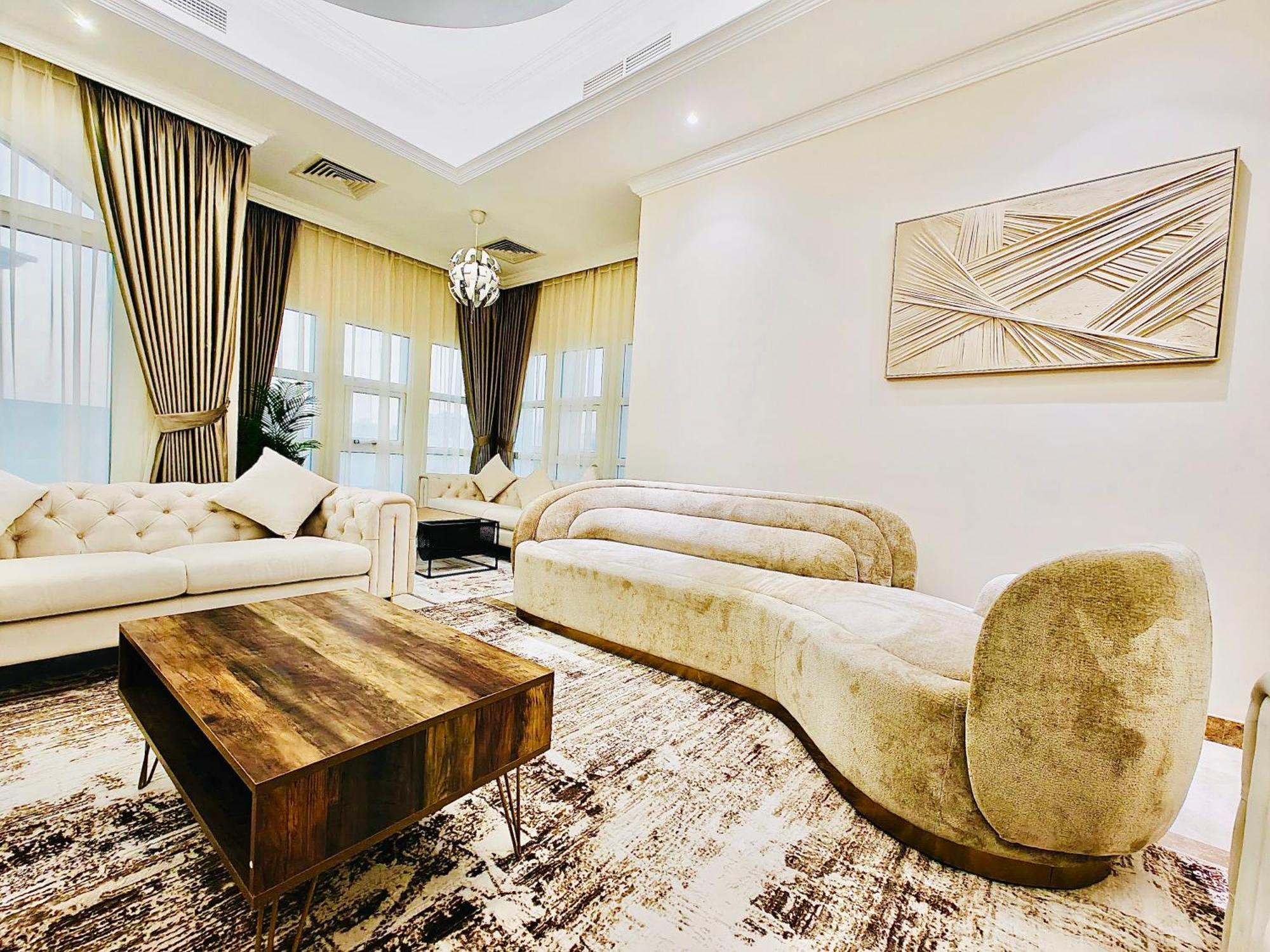 Villa 369 Stays- 5 Bedroom With Private Pool Dubai