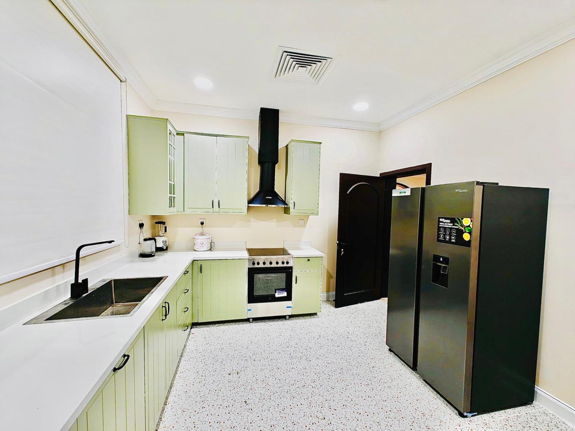 369 Stays- 5 Bedroom With Private Pool * Dubai
