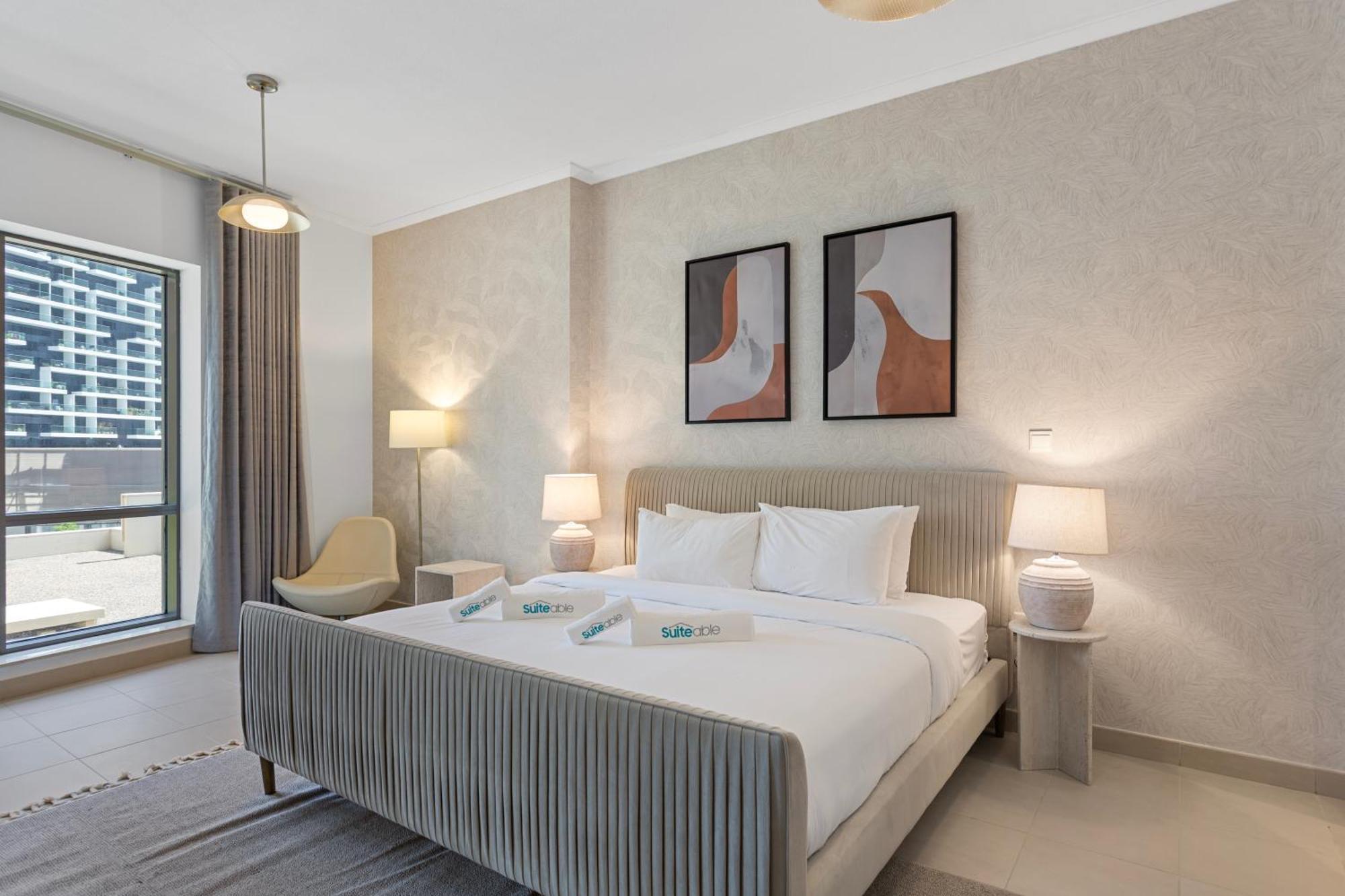 Exceptional 1-bedroom With Pool View In Downtown *