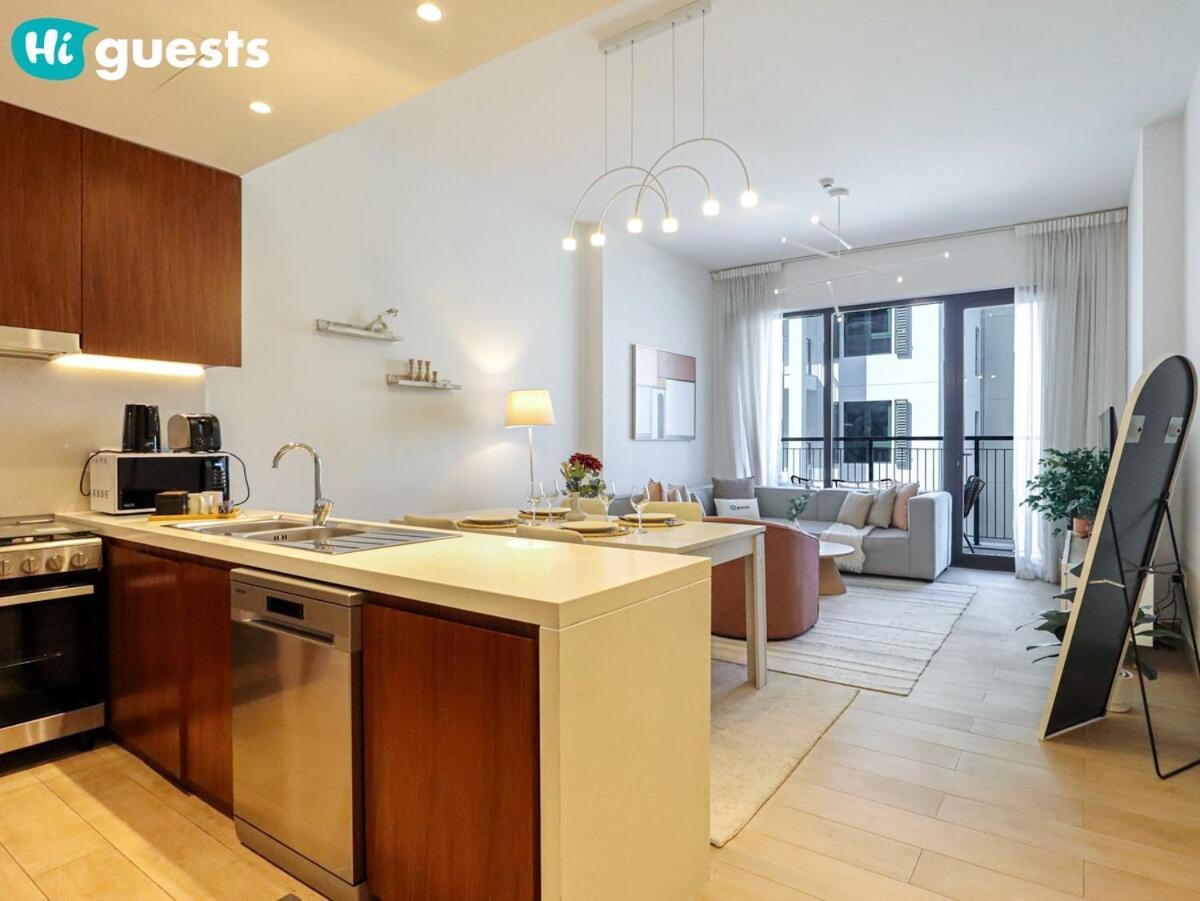 Apartment Higuests - Soothing Seaside 2 Bedroom Haven In La Dubai