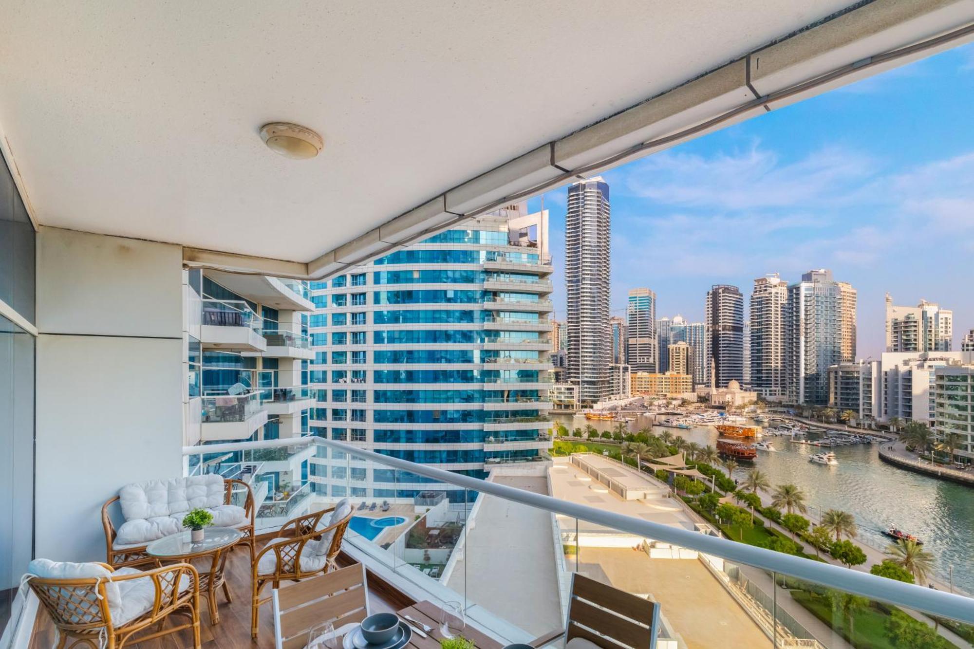 Luxury Marina View With Jacuzzi, Arcade & Balcony * Dubai