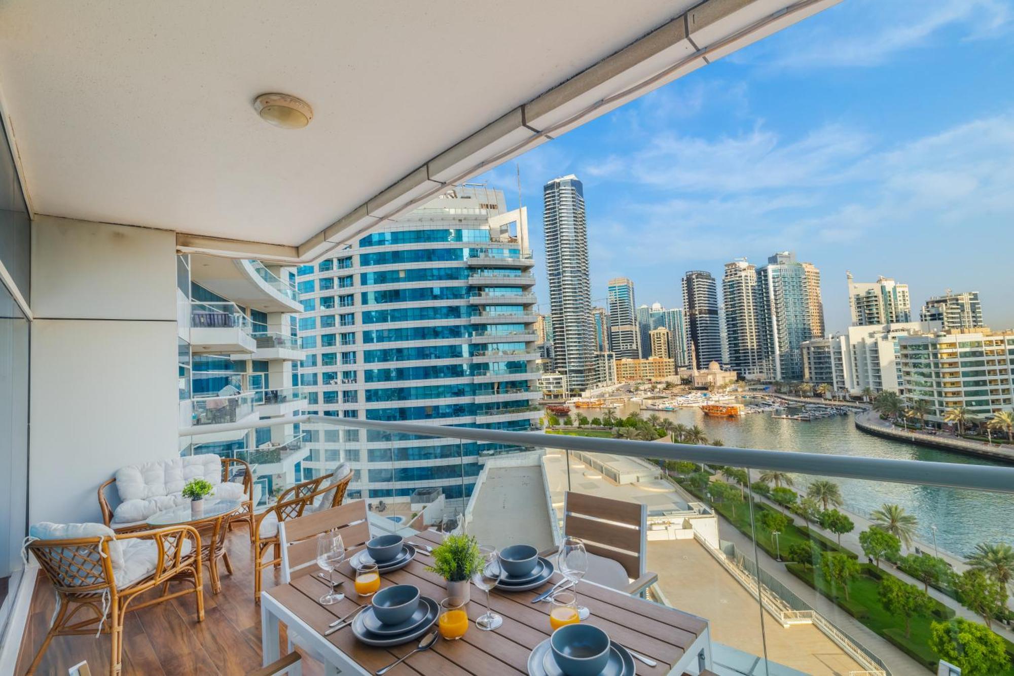 Apartment Luxury Marina View With Jacuzzi, Arcade & Balcony *