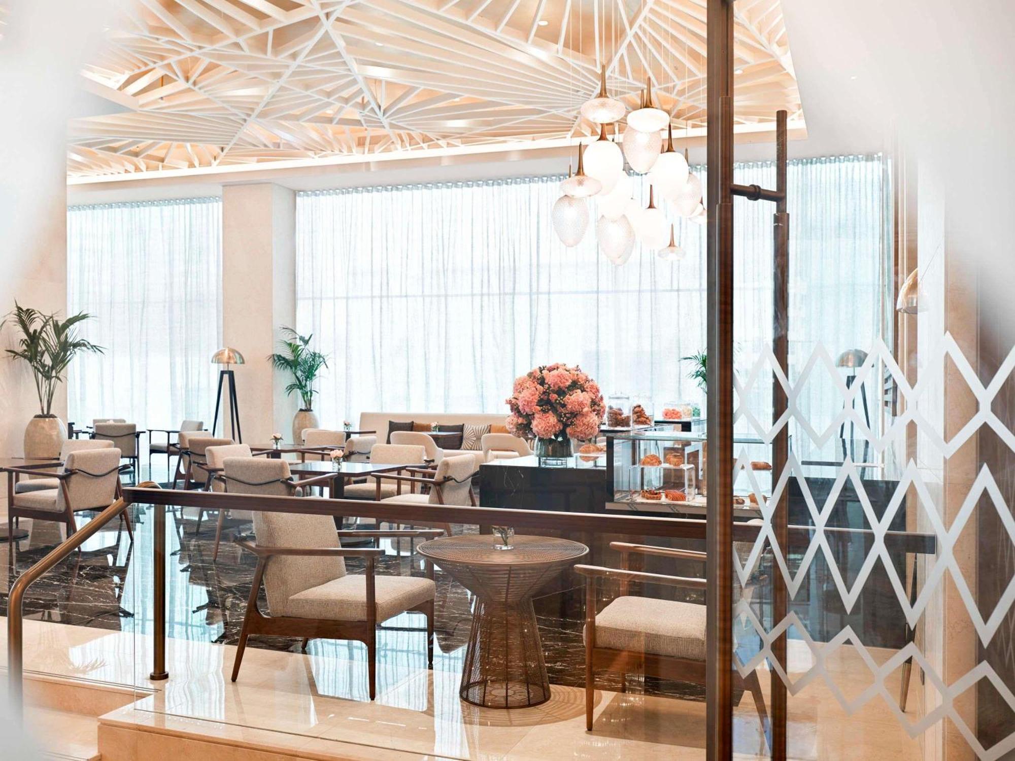 Sofitel The Obelisk 5* Dubai