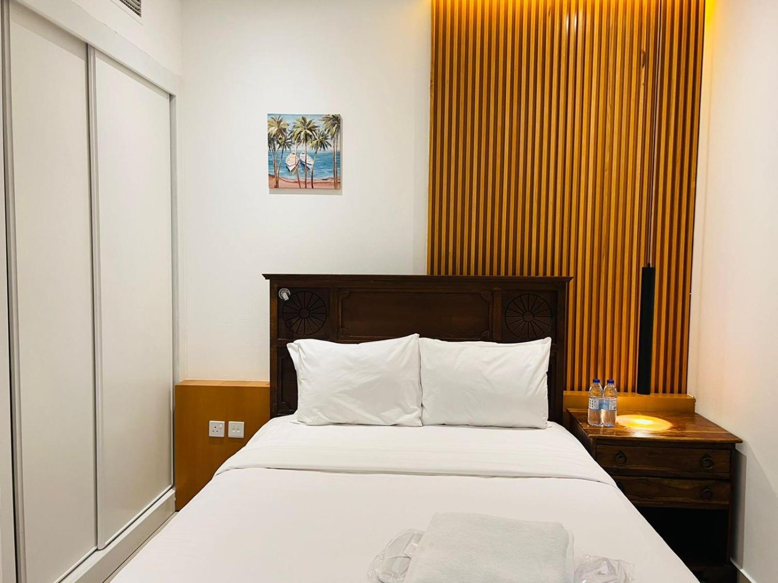Private In 3 Bedroom Skynest Homes Marina Pinnacle Guest house *
