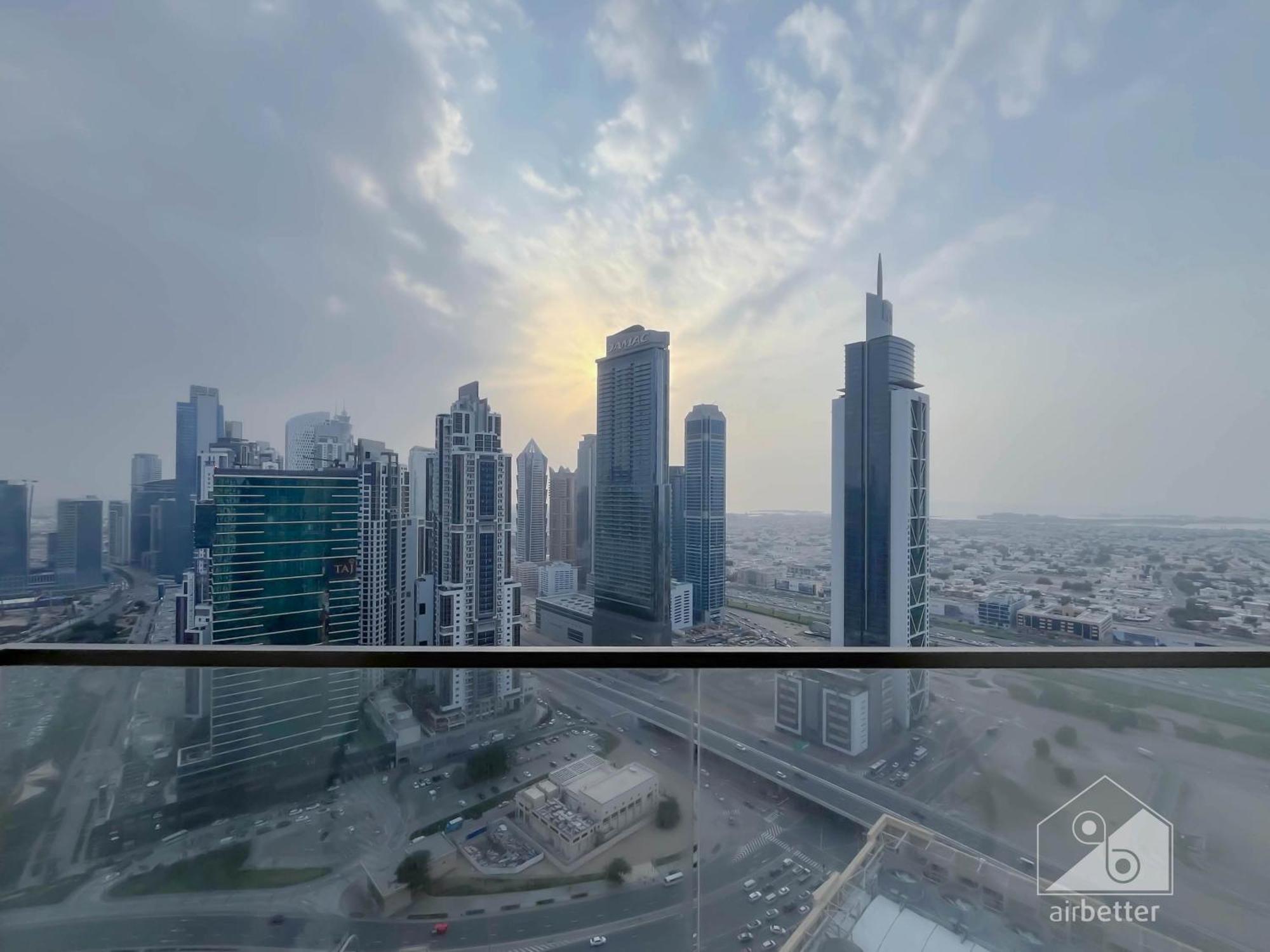 Apartment Burj Crown Luxury 2br I Balcony & Panoramic Views *
