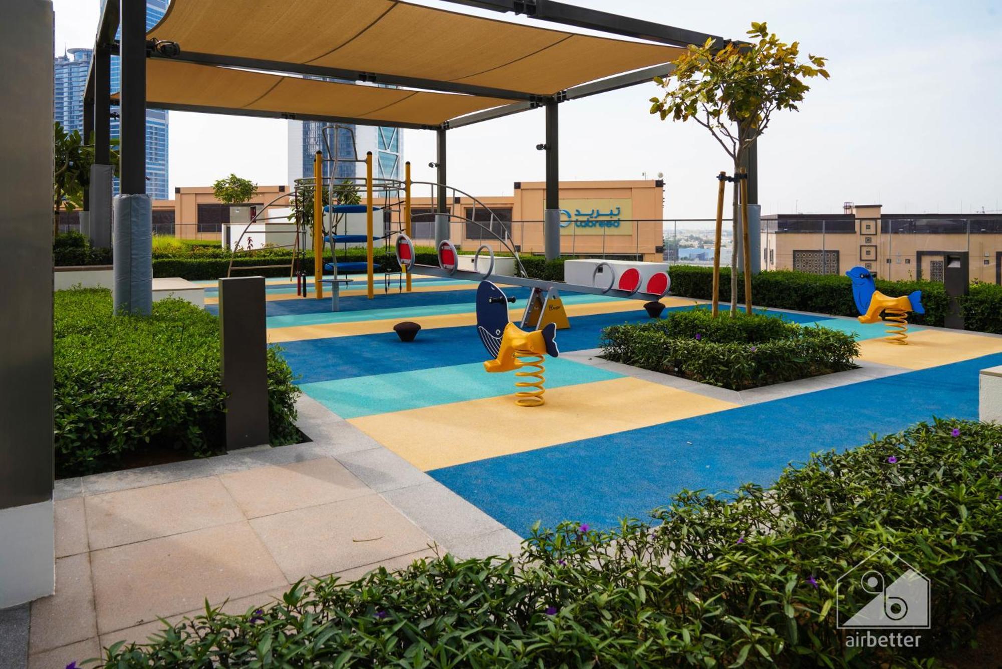Burj Crown Luxury 2br I Balcony & Panoramic Views Apartment Dubai