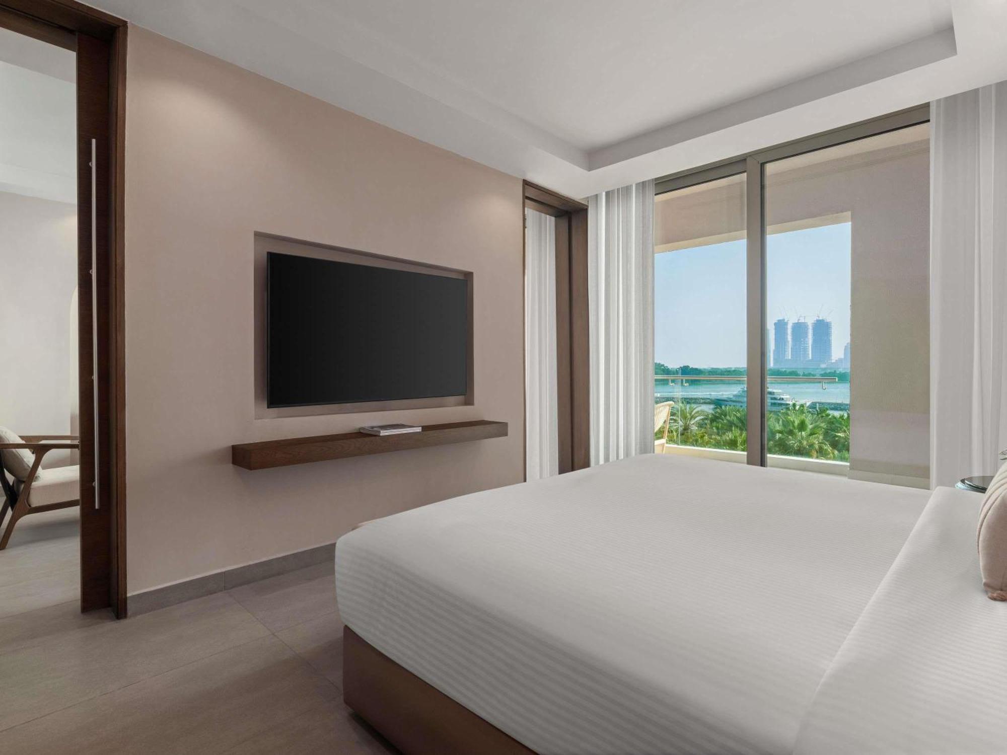 Rixos The Palm & Resort