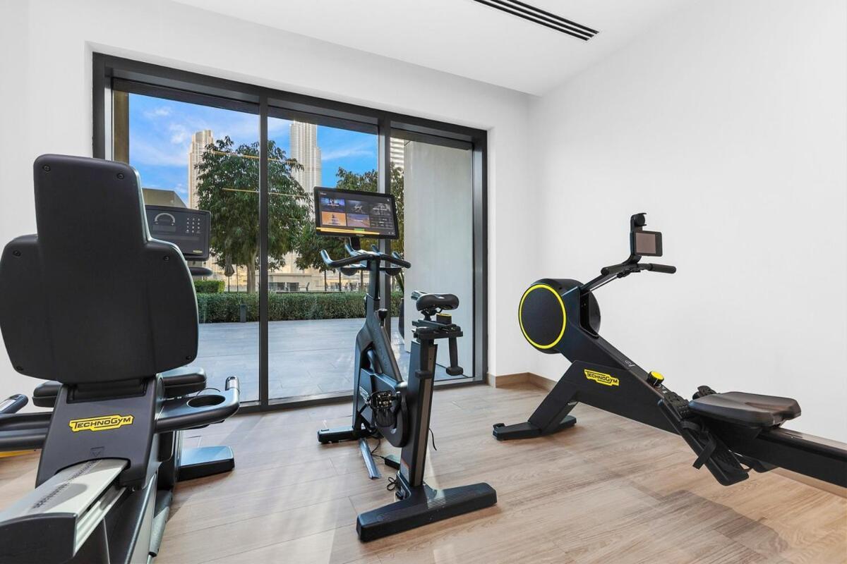 Apartment First Class 1br Iconic Views, Prime Address