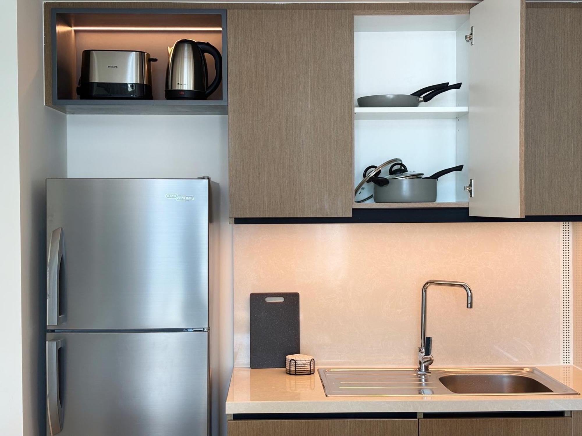 Outsdier - 1br In The Heart Of Downtown Sea View Walk To Burj & Mall Apartment Dubai