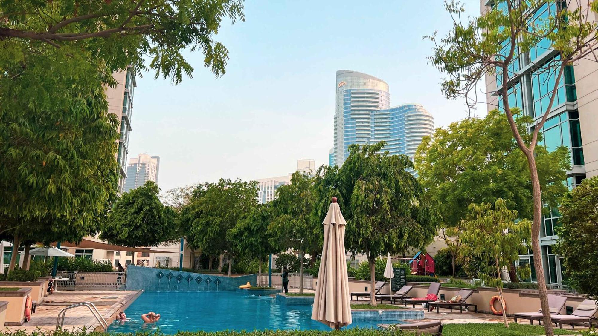 Downtown Sanctuary Iconic Burj Views & Luxury Living Apartment