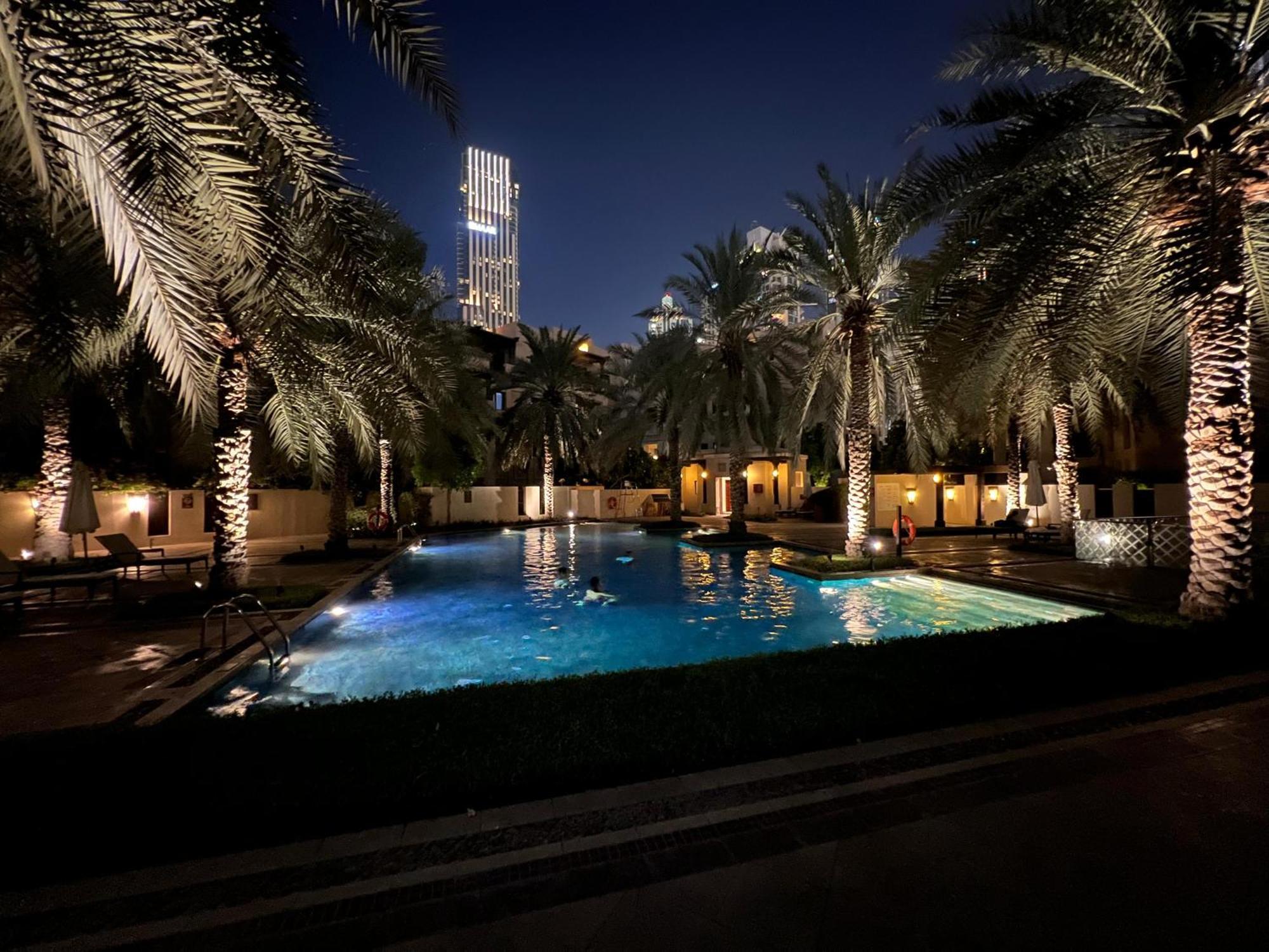 Front Burj Khalifa 2br In Old Town Community